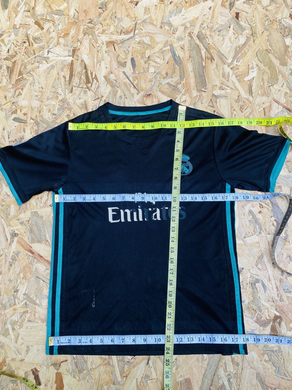 Vintage Vintage real madrid laliga soccer jerser Size US S / EU 44-46 / 1 - 15 Thumbnail