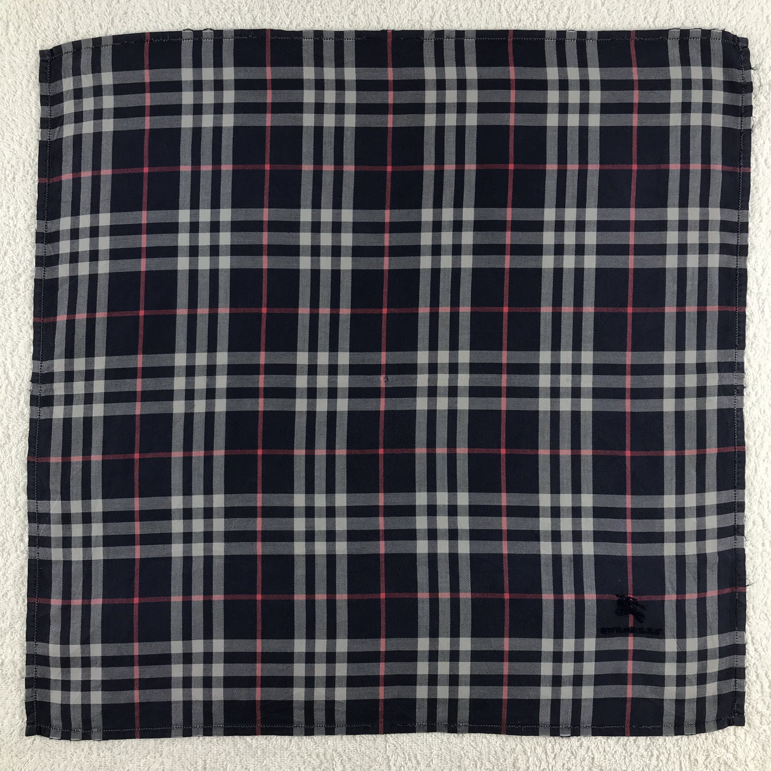 Burberry × Vintage Burberry Bandana / Handkerchief / Neckerchief - S208 Size ONE SIZE - 1 Thumbnail