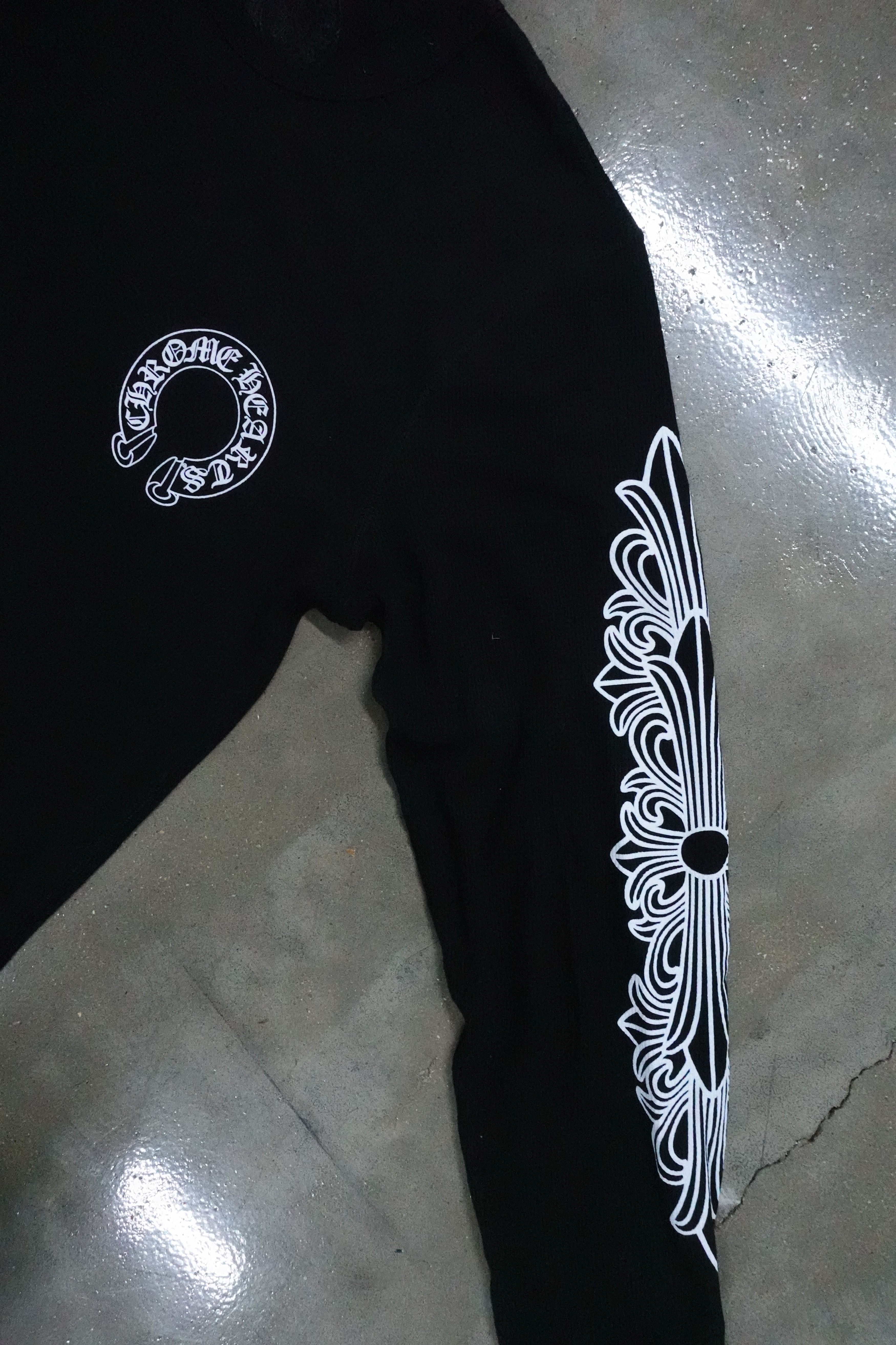 Chrome Hearts CHROME HEARTS HORSESHOE FLORAL THERMAL BLACK WHITE Size US L / EU 52-54 / 3 - 2 Thumbnail