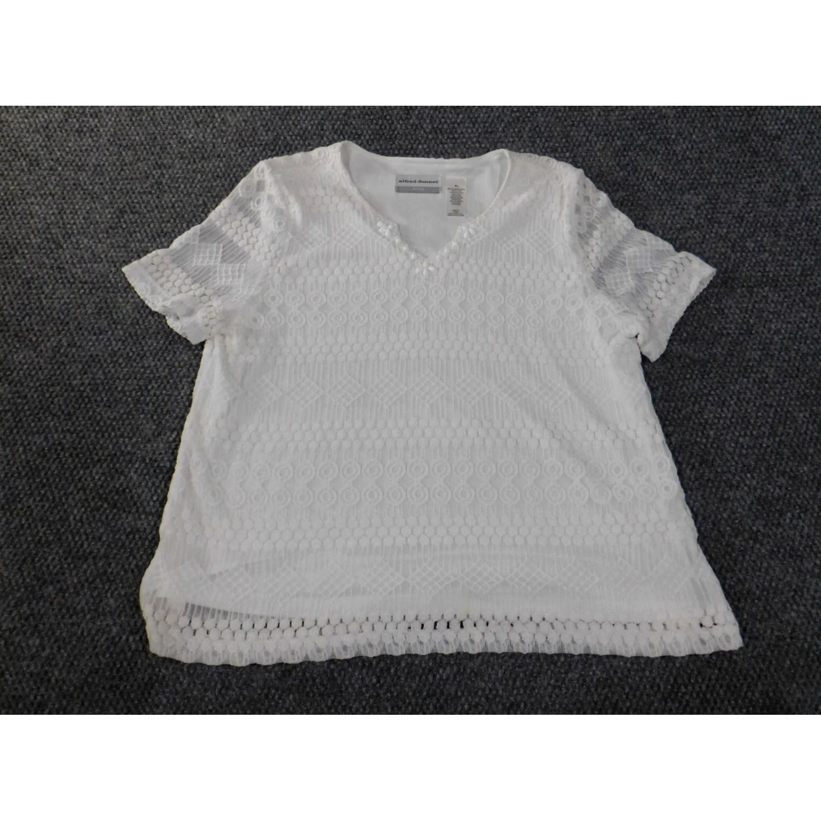 Vintage Alfred Dunner Blouse Shirt Womens V-Neck Short Sleeve Beaded Lace White Petite Large Top Size L / US 10 / IT 46 - 3 Thumbnail