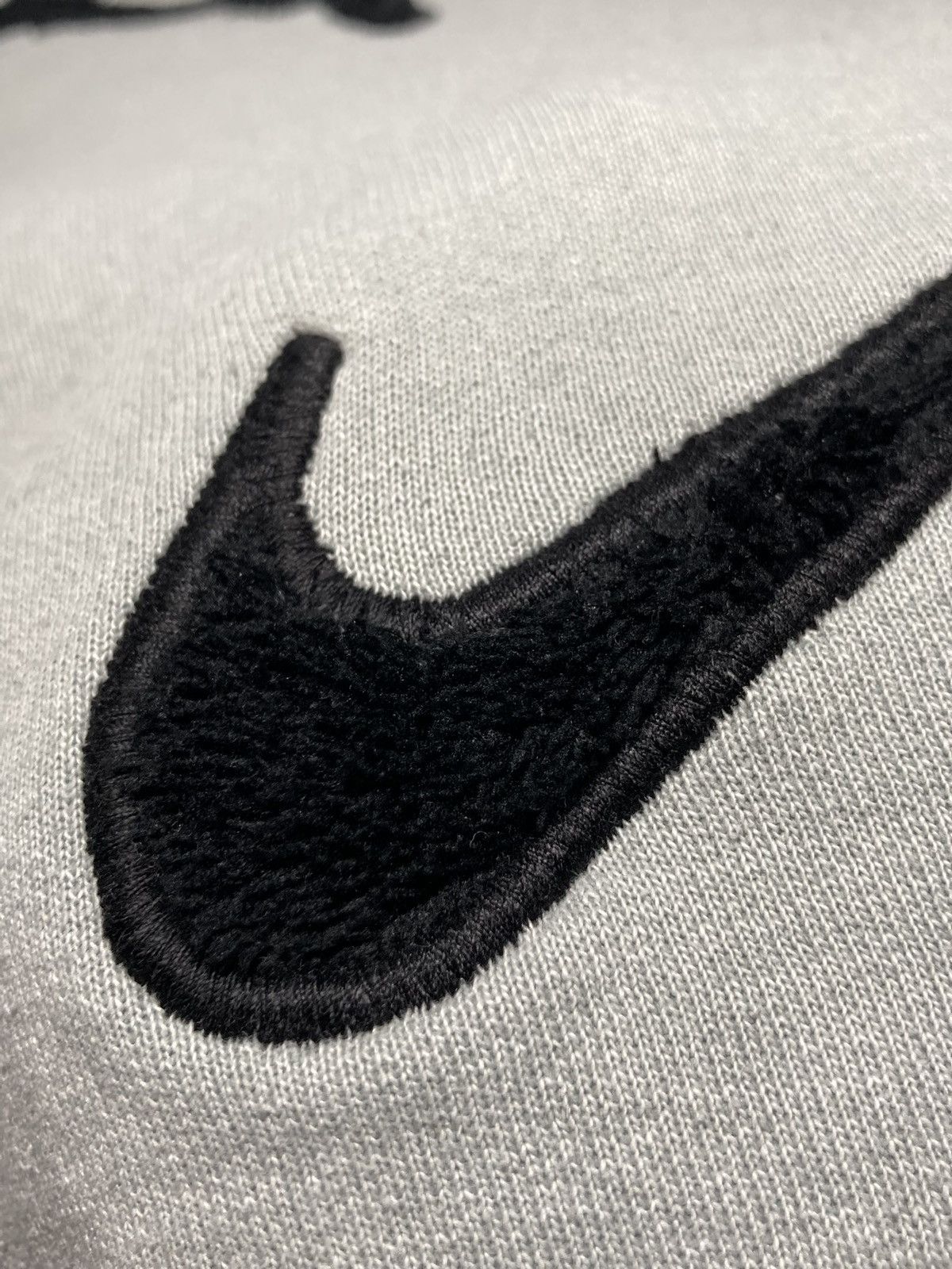Nike × Vintage ⛩️Nike sweatshirt custom vintage y2k center logo spider web Size US L / EU 52-54 / 3 - 6 Thumbnail