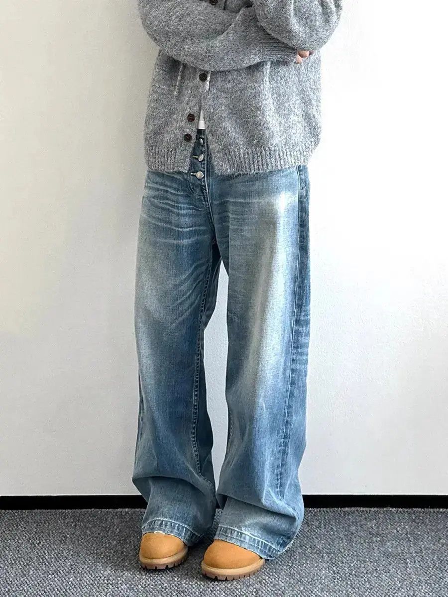 Japanese Brand Retro casual loose washed breasted jeans Size US 32 / EU 48 - 1 Thumbnail
