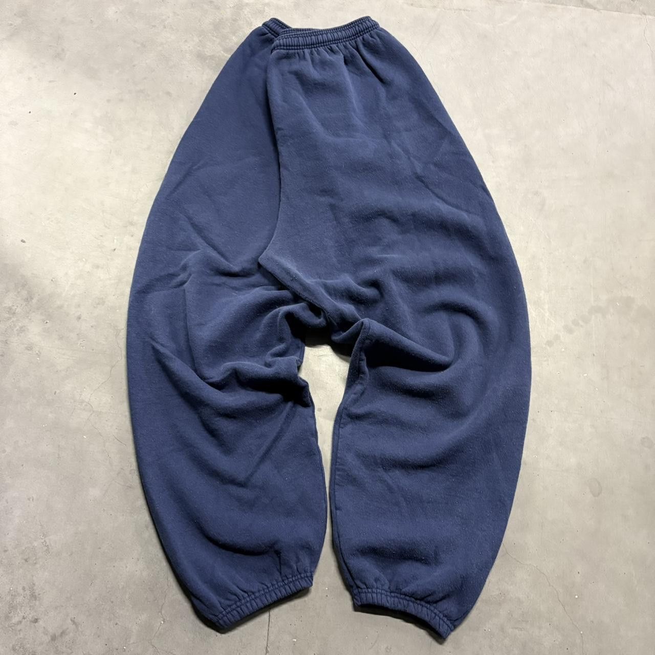 Japanese Brand × Vintage Crazy Vintage Y2K/2000s Baggy Navy Blue Sweatpants With no pockets! Size US 34 / EU 50 - 2 Thumbnail