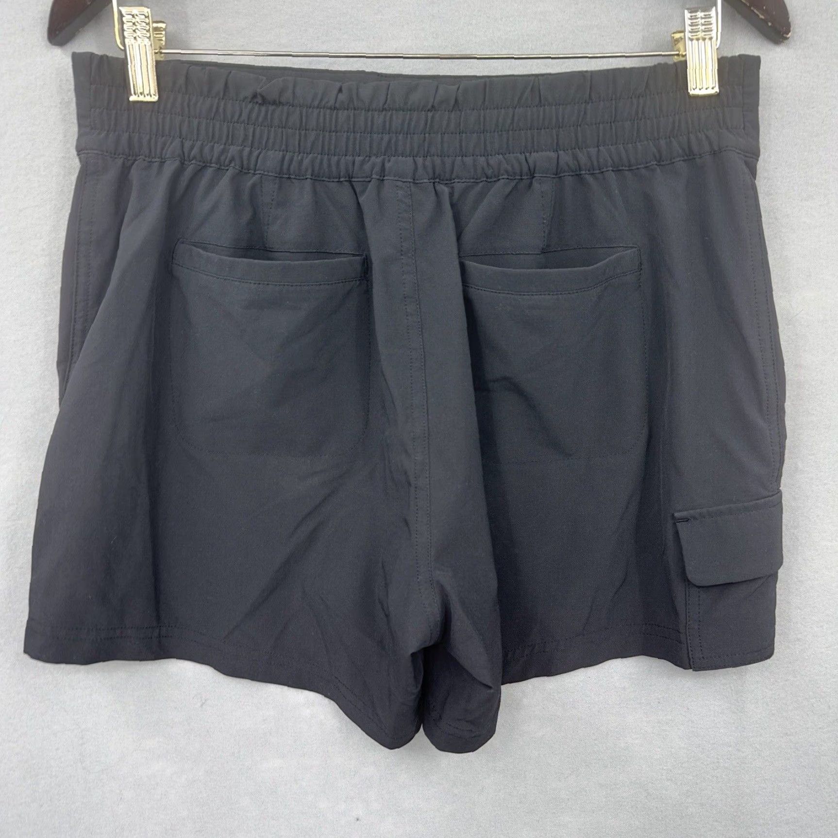 Athleta Athleta Shorts Women's 8 Black Pockets Zipper Elastic Waist Pull On Preppy Shirt Womens Athletic Outdoor Sports 8 Black Nylon blend Size 30" / US 8 / IT 44 - 3 Thumbnail