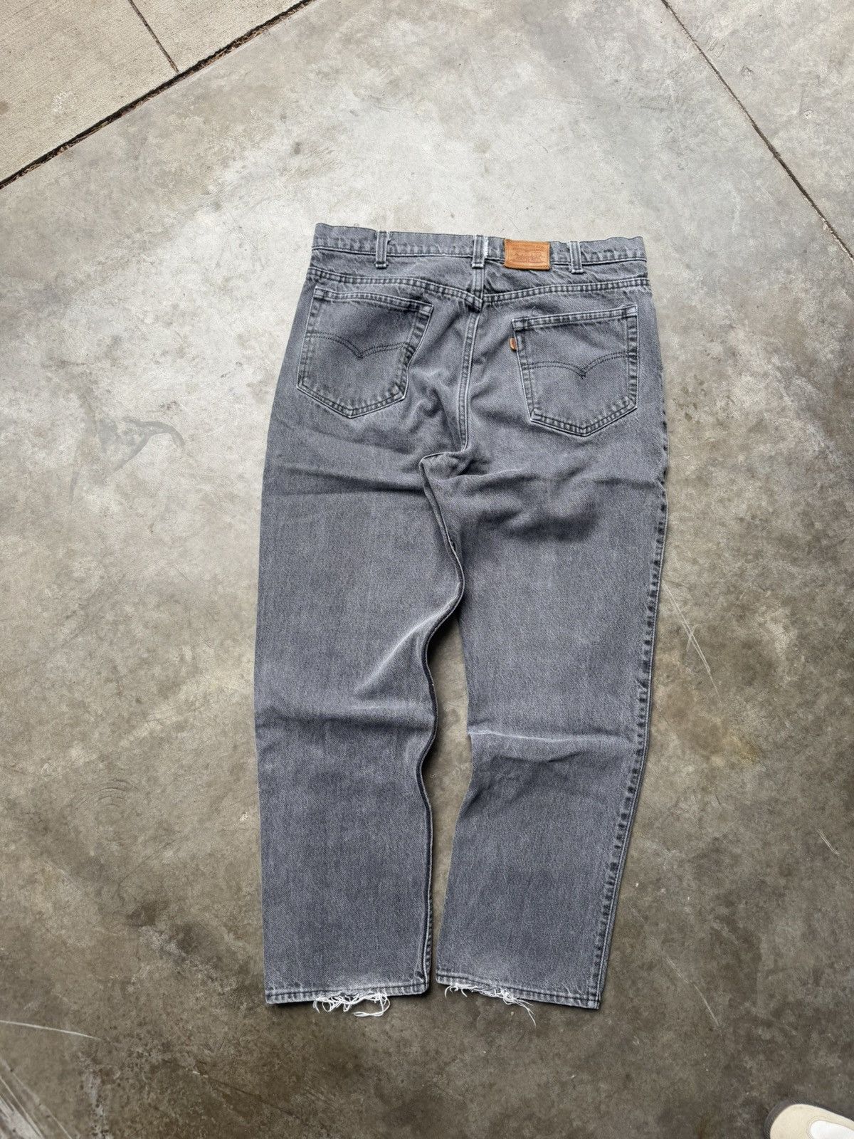 Levi's × Vintage Vintage 90’s Levi’s Two Horses Black Leather Tab Baggy Denim Size US 36 / EU 52 - 2 Thumbnail