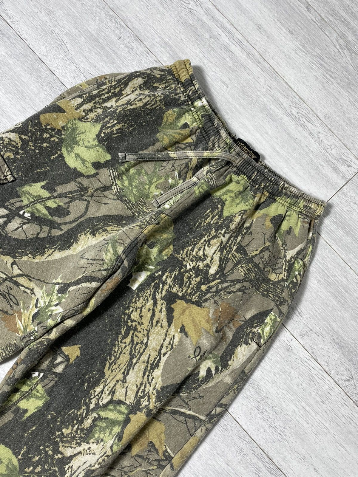 Realtree × Vintage Vintage Cargo Realtree Camo Sweatpants Sweats Joggers Baggy Size US 34 / EU 50 - 2 Thumbnail