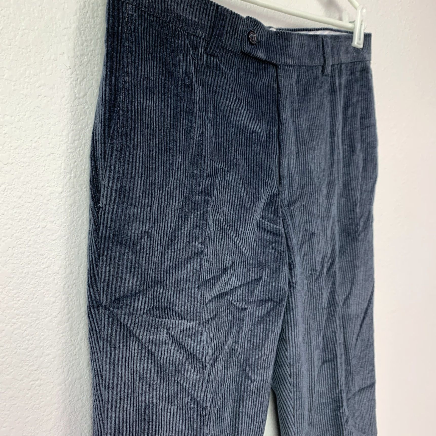 Saks Fifth Avenue Saks Fifth Avenue Men's 32R Navy Blue Corduroy Dress Pants Pleated Front Size US 32 / EU 48 - 3 Thumbnail