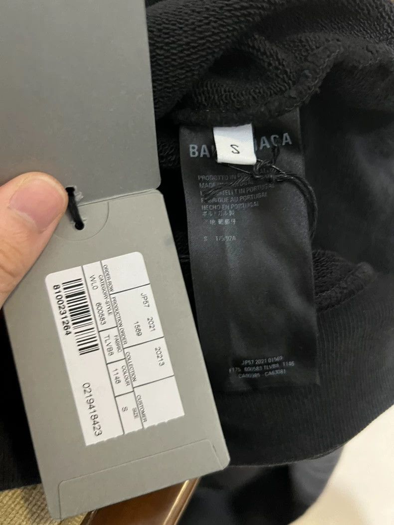 Balenciaga Balenciaga Front and Back Embroidered Logo Washed Distress Size US S / EU 44-46 / 1 - 6 Thumbnail