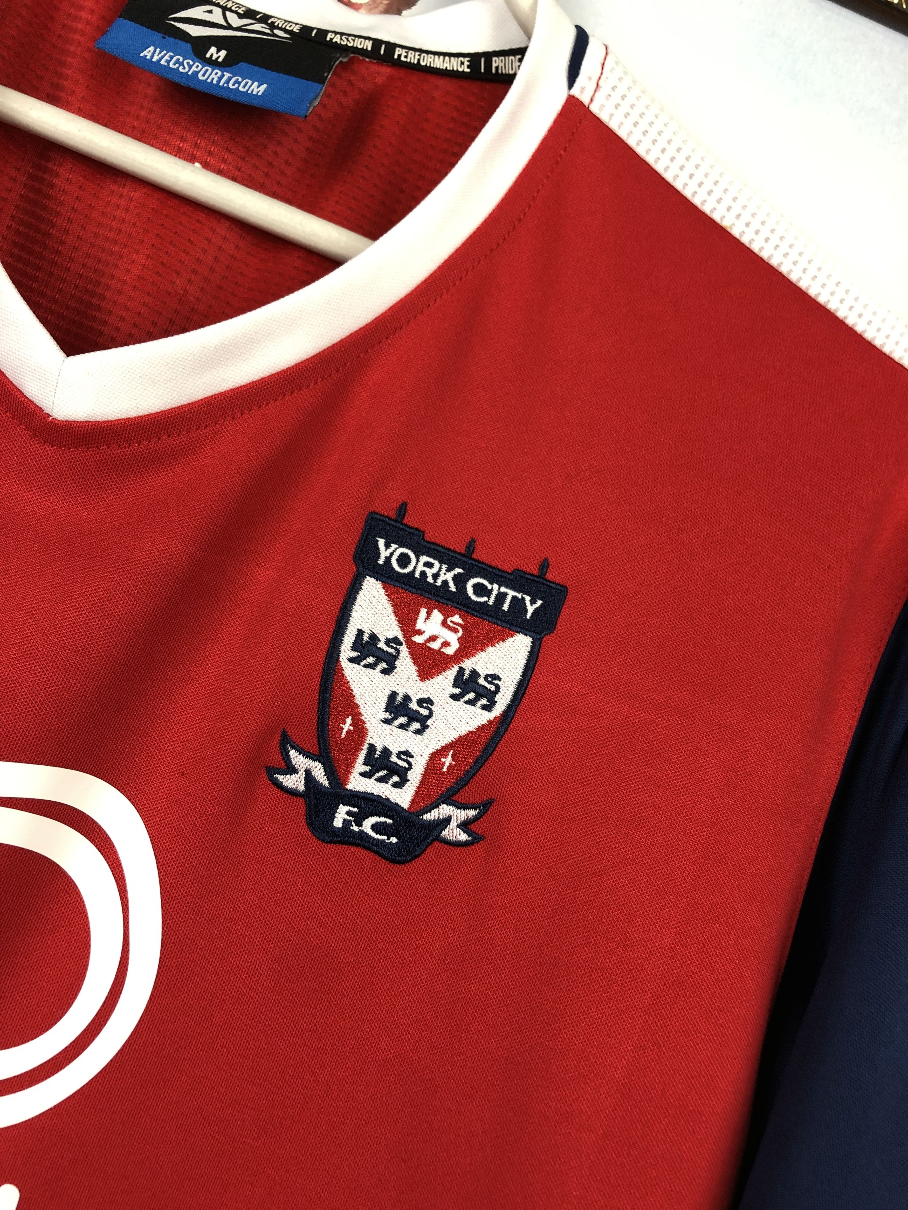 Other York City Home football shirt 2017 Soccer Red Jersey Trikot Size US M / EU 48-50 / 2 - 4 Thumbnail