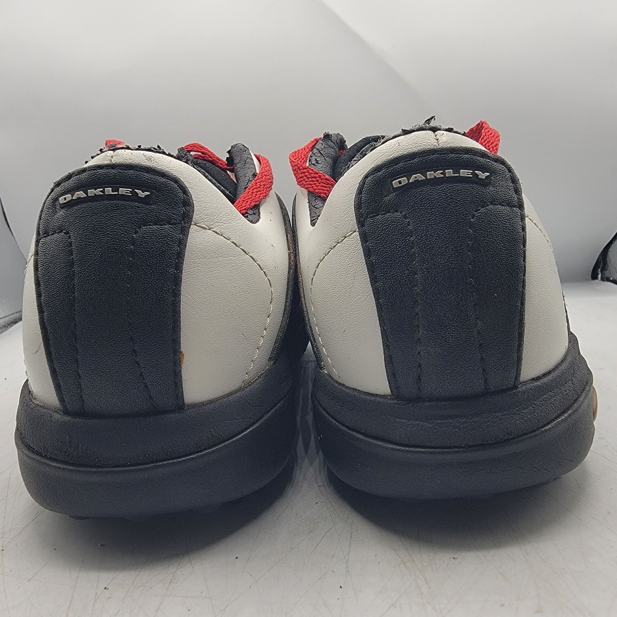 Oakley Oakley Mens 9 White Golf Shoes Sneakers Outdoors Summer Spor Size US 9 / EU 42 - 4 Thumbnail