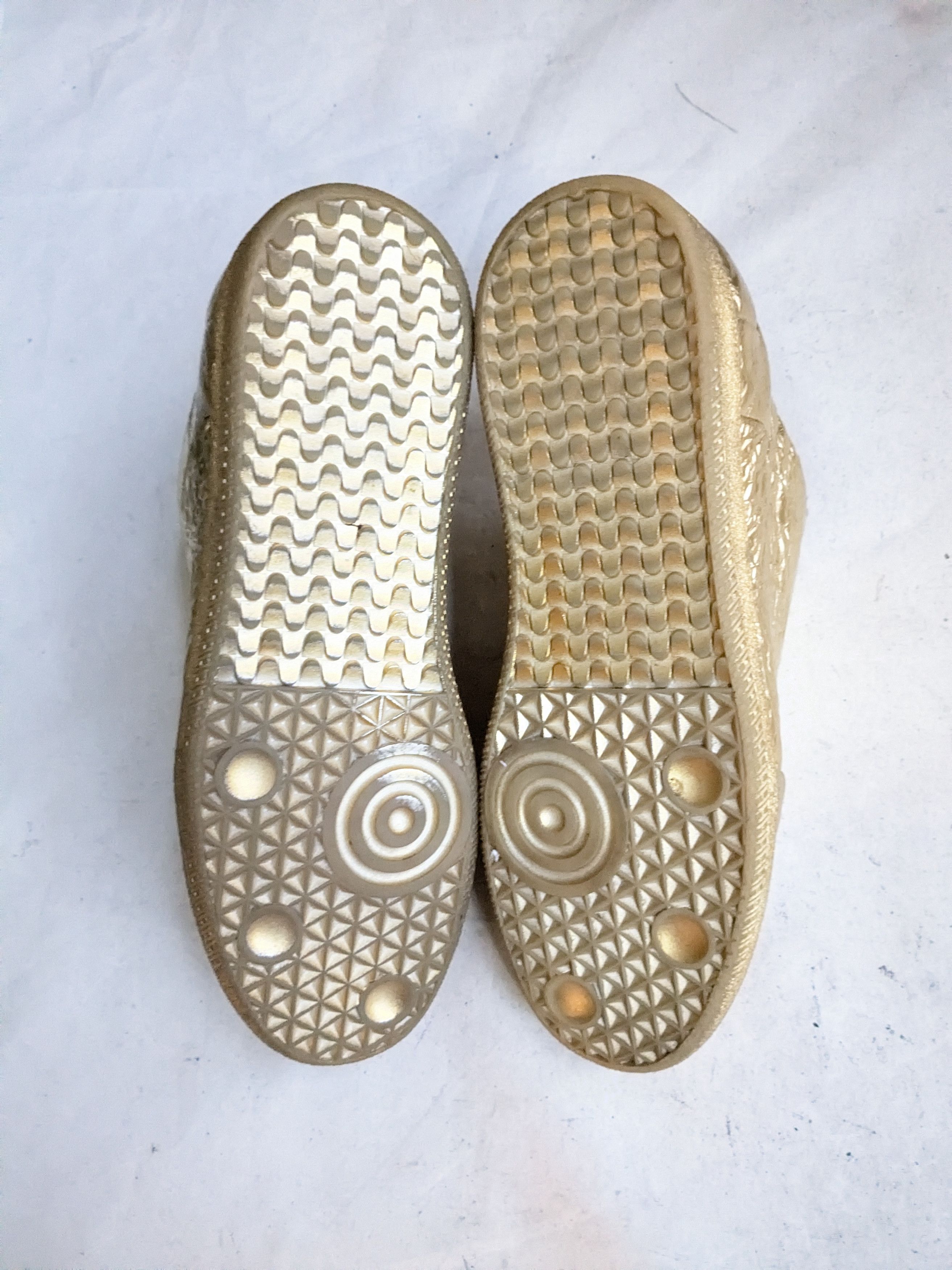 Maison Margiela Maison Margiela Future Gold 9 42 Low Tops Leather Size US 9 / EU 42 - 16 Thumbnail