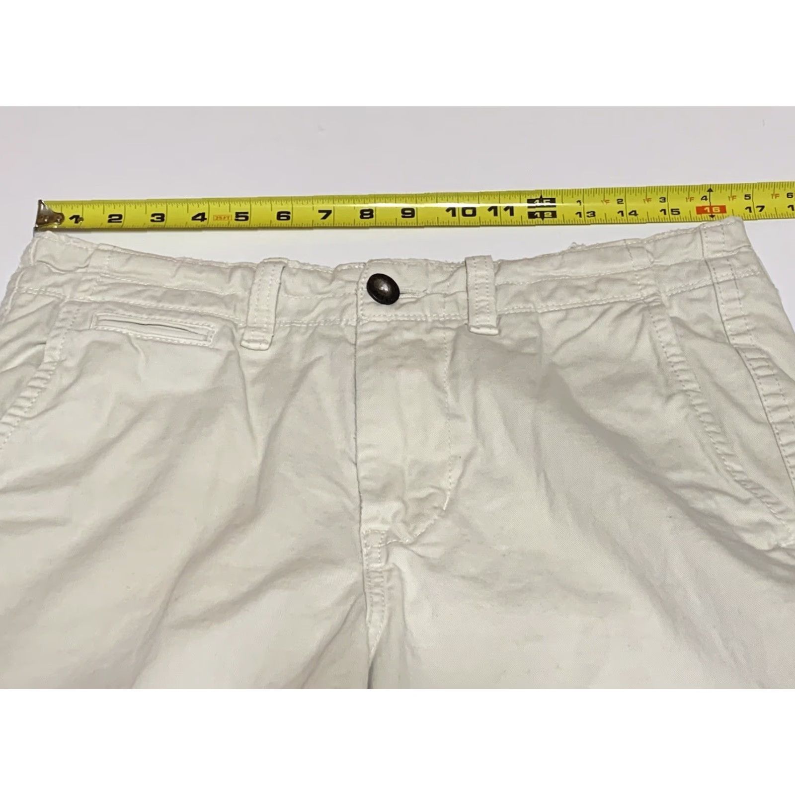 American Eagle Outfitters VINTAGE American Eagle Chino Shorts Mens Regular 33 Beige 11in Inseam Beach Classic Khaki Long Length Size US 33 - 3 Thumbnail