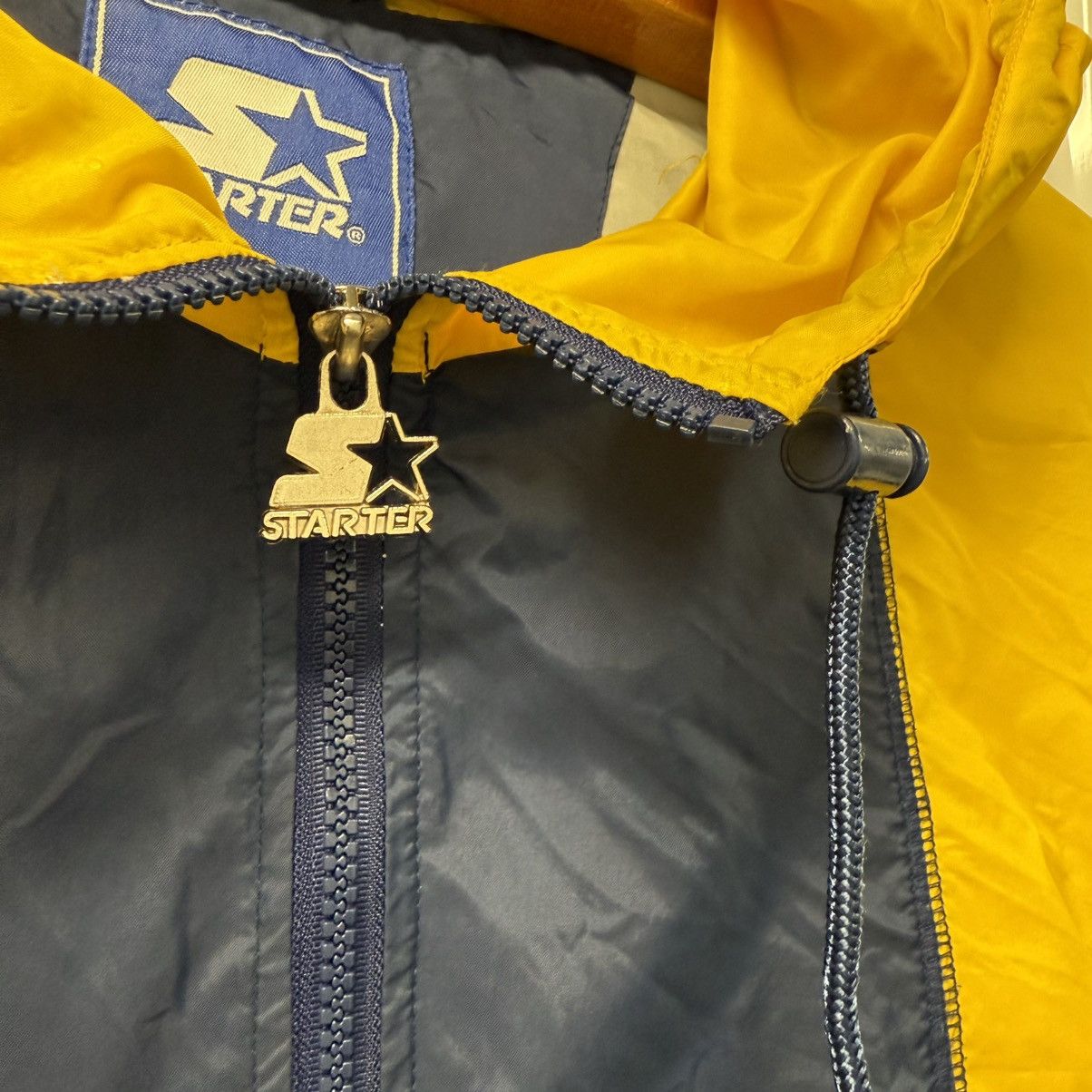 NCAA × Starter × Vintage Vintage 90’s Michigan Wolverine Starter Jacket Size US L / EU 52-54 / 3 - 5 Thumbnail