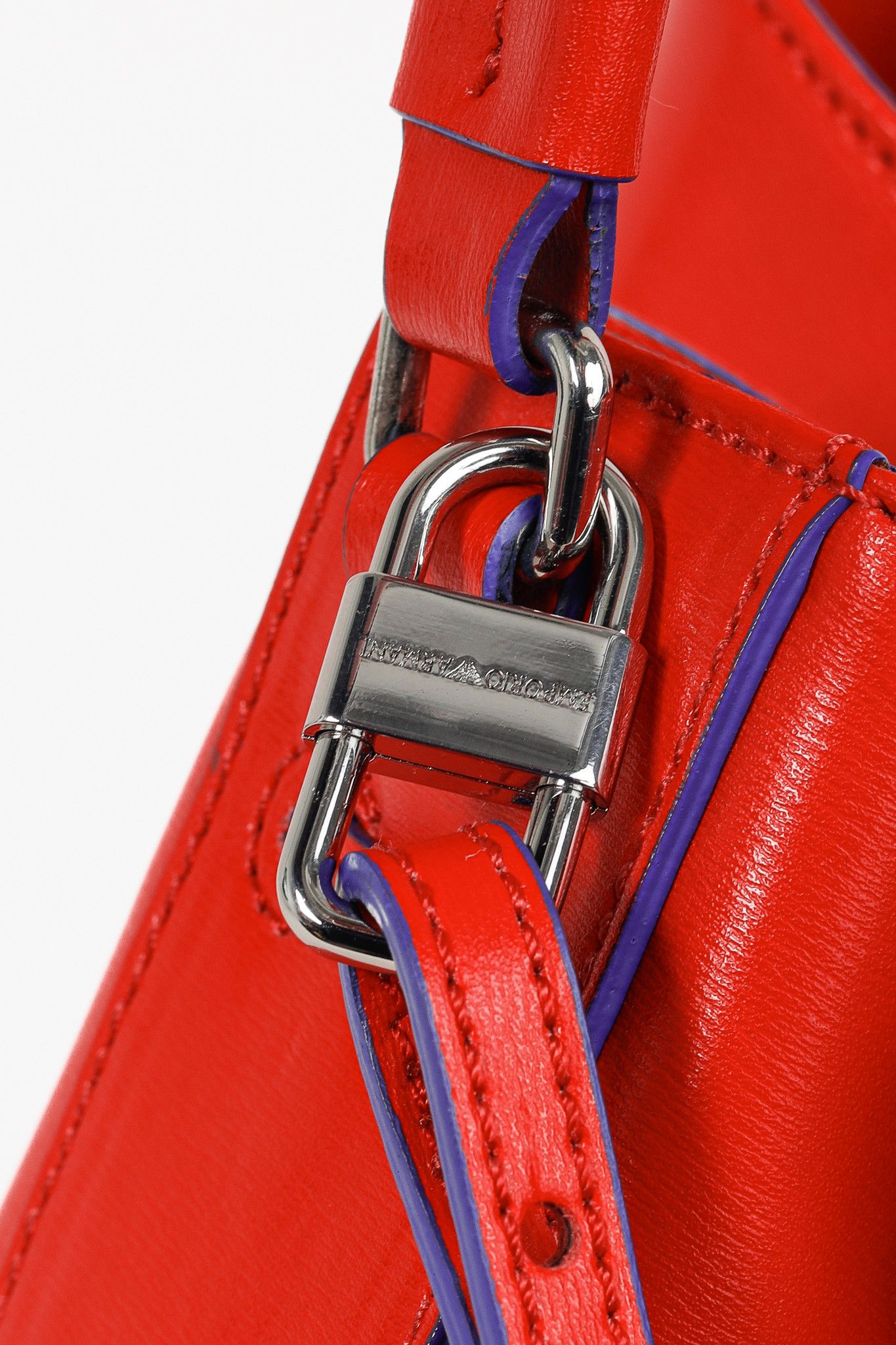 Emporio Armani Emporio Armani SS/15 Boarded Leather Drawstring Bucket Bag Size ONE SIZE - 8 Thumbnail