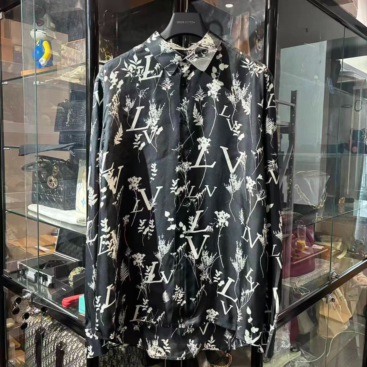 Louis Vuitton Louis Vuitton Black Shirt xxl Men Size US XXL / EU 58 / 5 - 1 Thumbnail