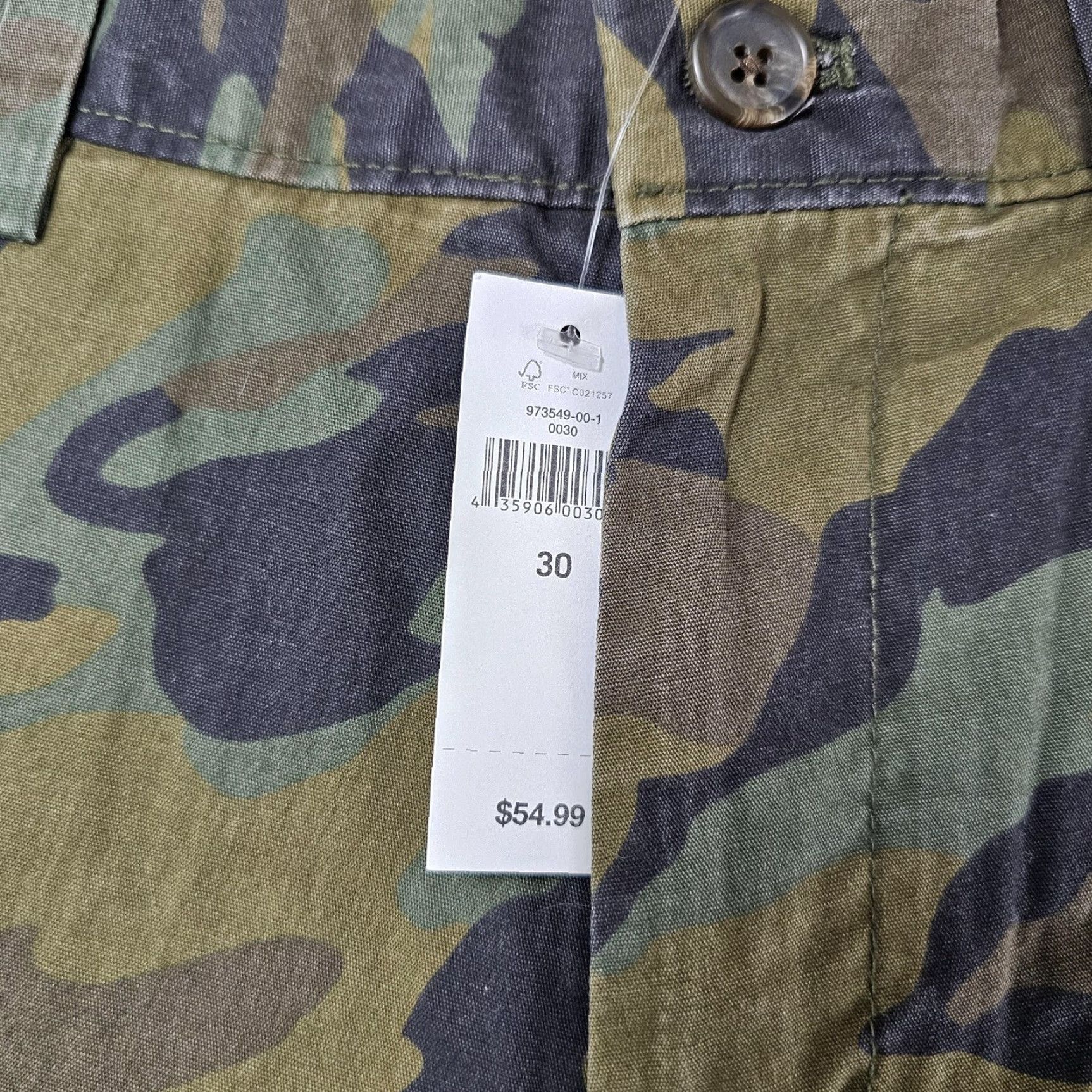 Banana Republic Banana Republic Shorts Mens 30 Chino Camouflage Army Green City Short 10 Inseam Cotton Casual Mens Size US 30 / EU 46 - 2 Thumbnail