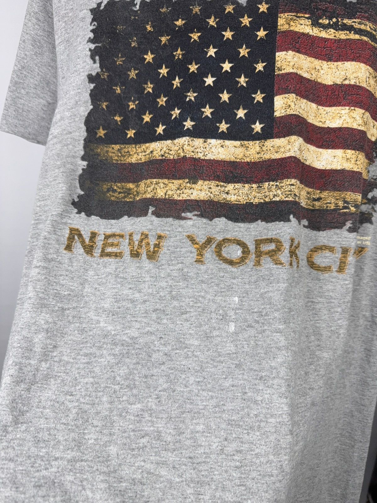 Vintage Vintage 00s NEW YORK NYC American Flag Graphic T-Shirt Grey Size US M / EU 48-50 / 2 - 5 Thumbnail
