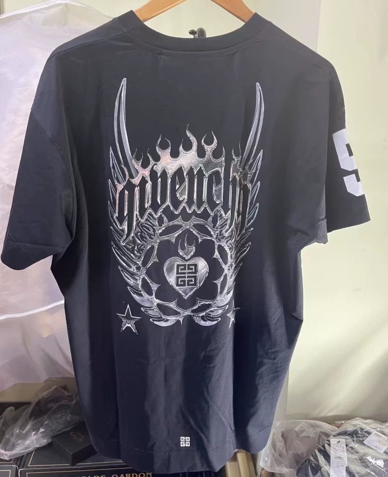 Givenchy Givenchy Alphabet print round neck short-sleeved T-shirt, Size US M / EU 48-50 / 2 - 5 Thumbnail