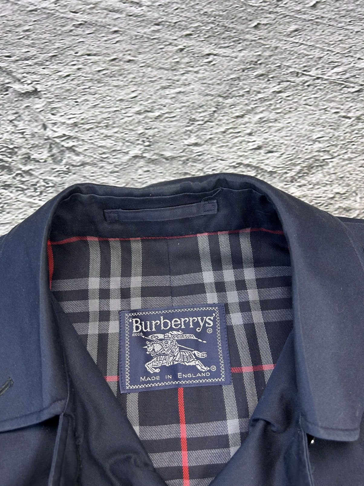 Burberry Burberrys coat trench navy vintage Size US XL / EU 56 / 4 - 2 Thumbnail