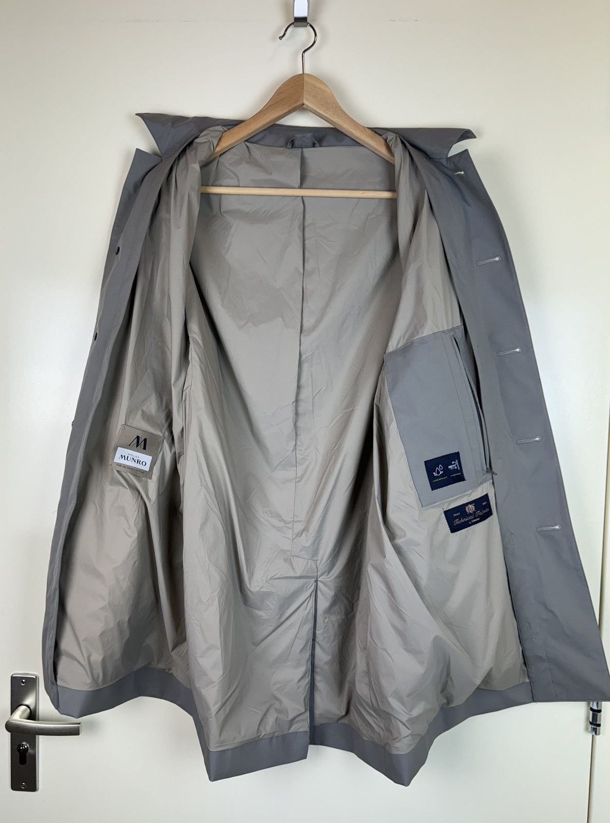 SHINE LUXURY ATELIER MUNRO Frost GGray Car Coat Loro Piana Storm System M Size US M / EU 48-50 / 2 - 15 Thumbnail