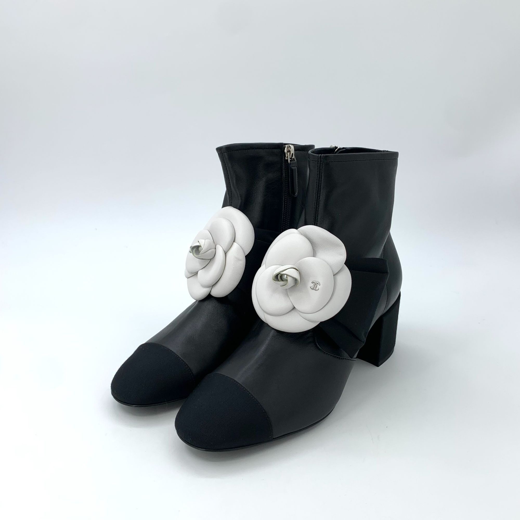 Chanel Chanel Black Leather Camellia-Embellished Chunky Heel Boots Size US 7.5 / IT 37.5 - 9 Thumbnail