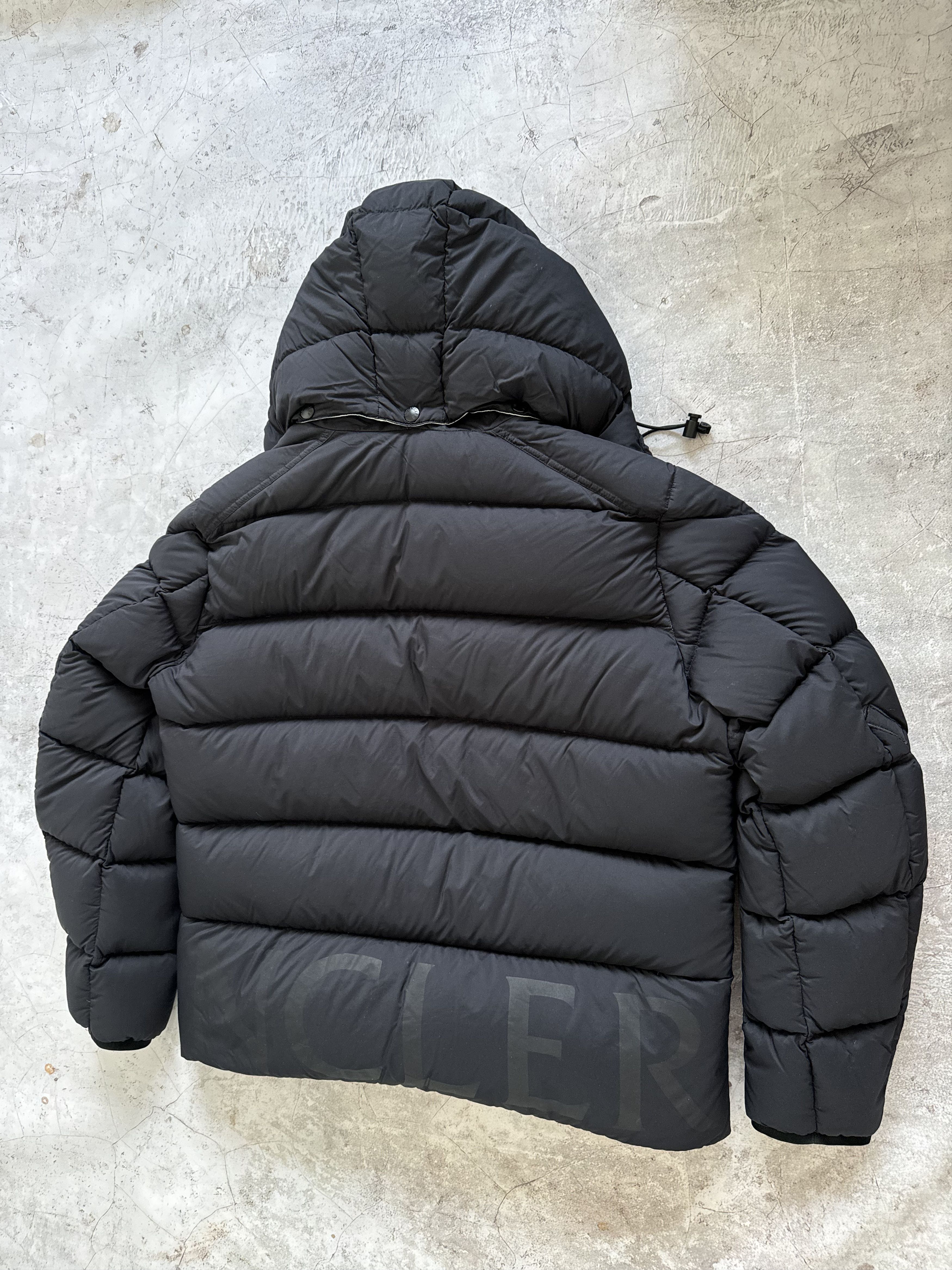 Moncler Wilms puffer hooded jacket