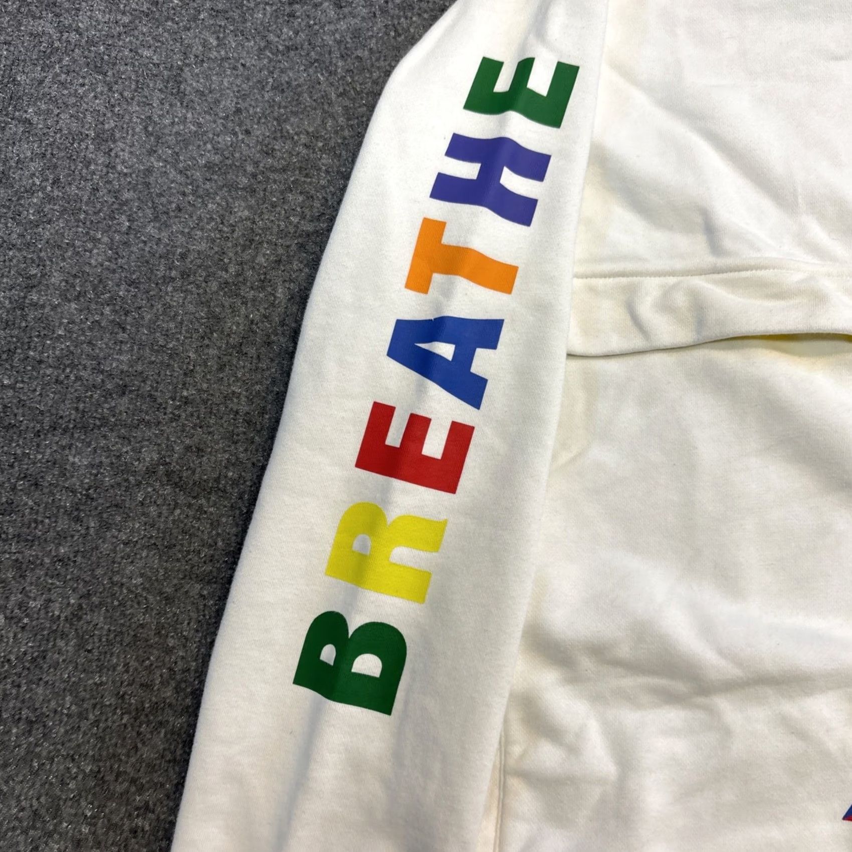 Adidas Adidas x Pharrell Williams Hoodie Men L White Breathe Thoughts 1/4 Zip Pullover Size US L / EU 52-54 / 3 - 4 Thumbnail