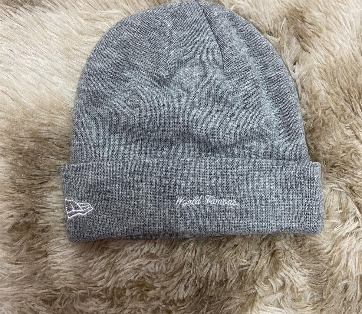 New Era × Supreme Supreme New Era box logo grey & red world famous beanie Size ONE SIZE - 4 Thumbnail