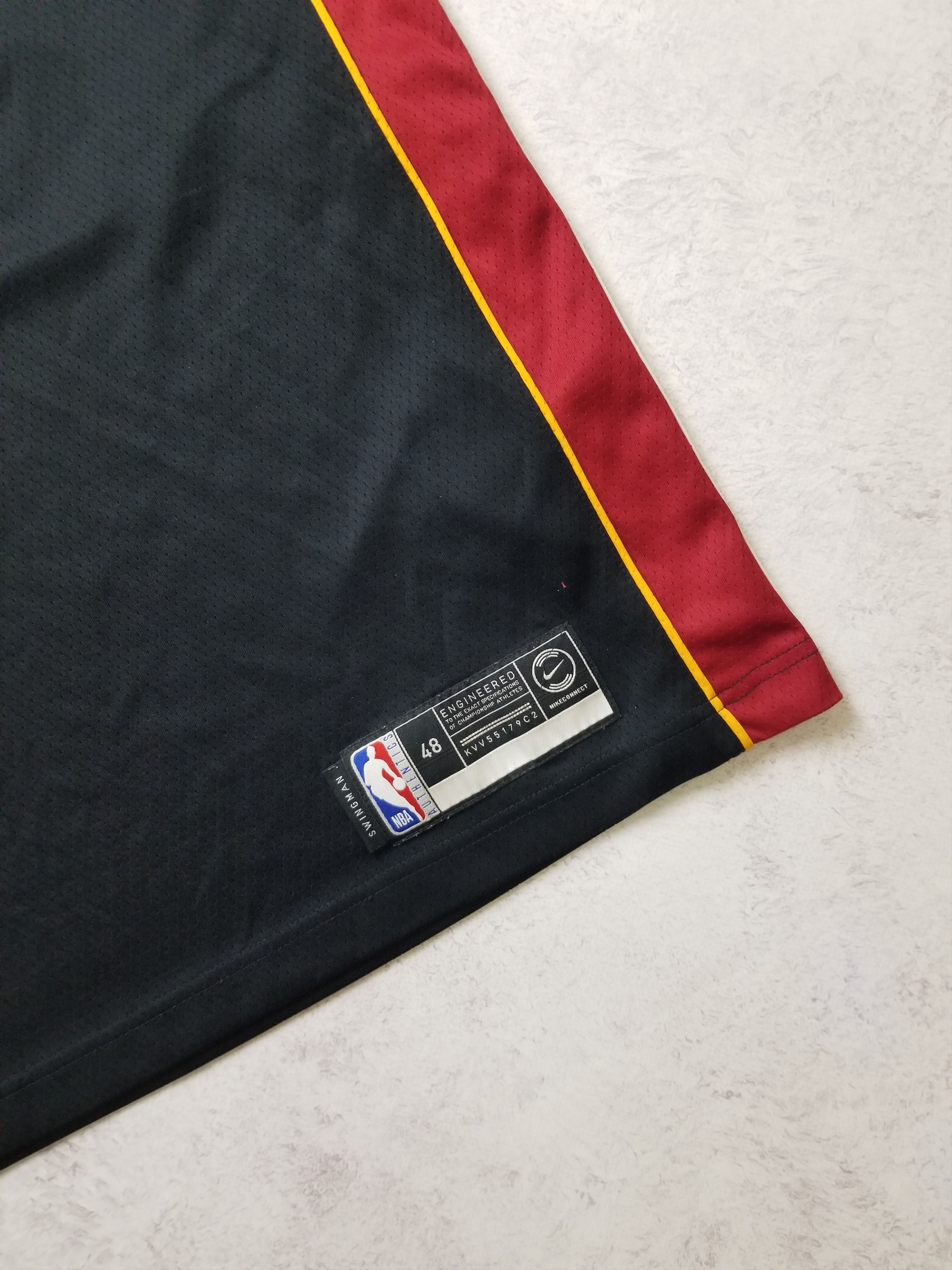 Nike Nike NBA Miami Heat Hassan Whiteside Swingman Jersey Size US L / EU 52-54 / 3 - 15 Thumbnail