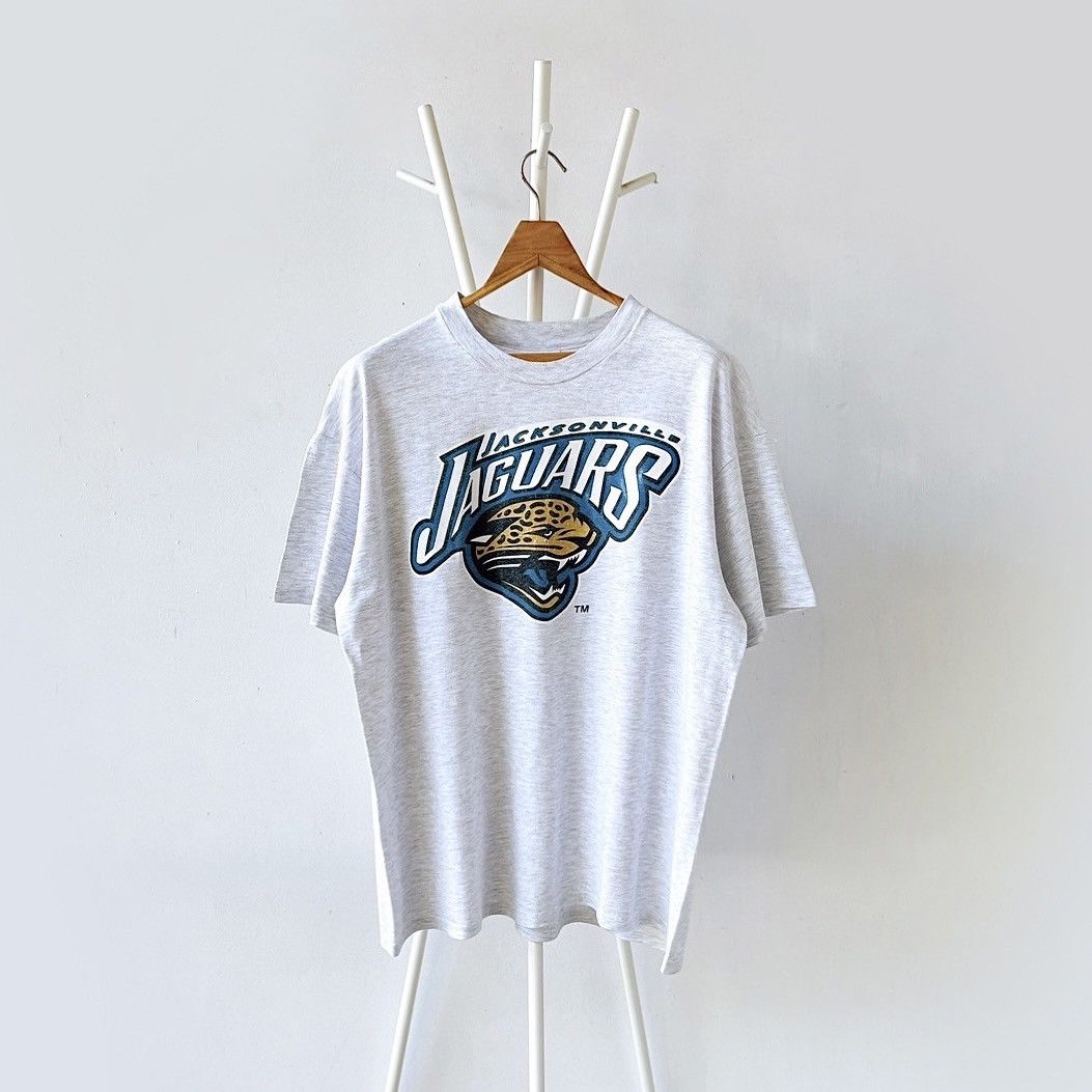 Vintage 90s Jacksonville Jaguars NFL t-shirt/ XL Size US XL / EU 56 / 4 - 1 Thumbnail