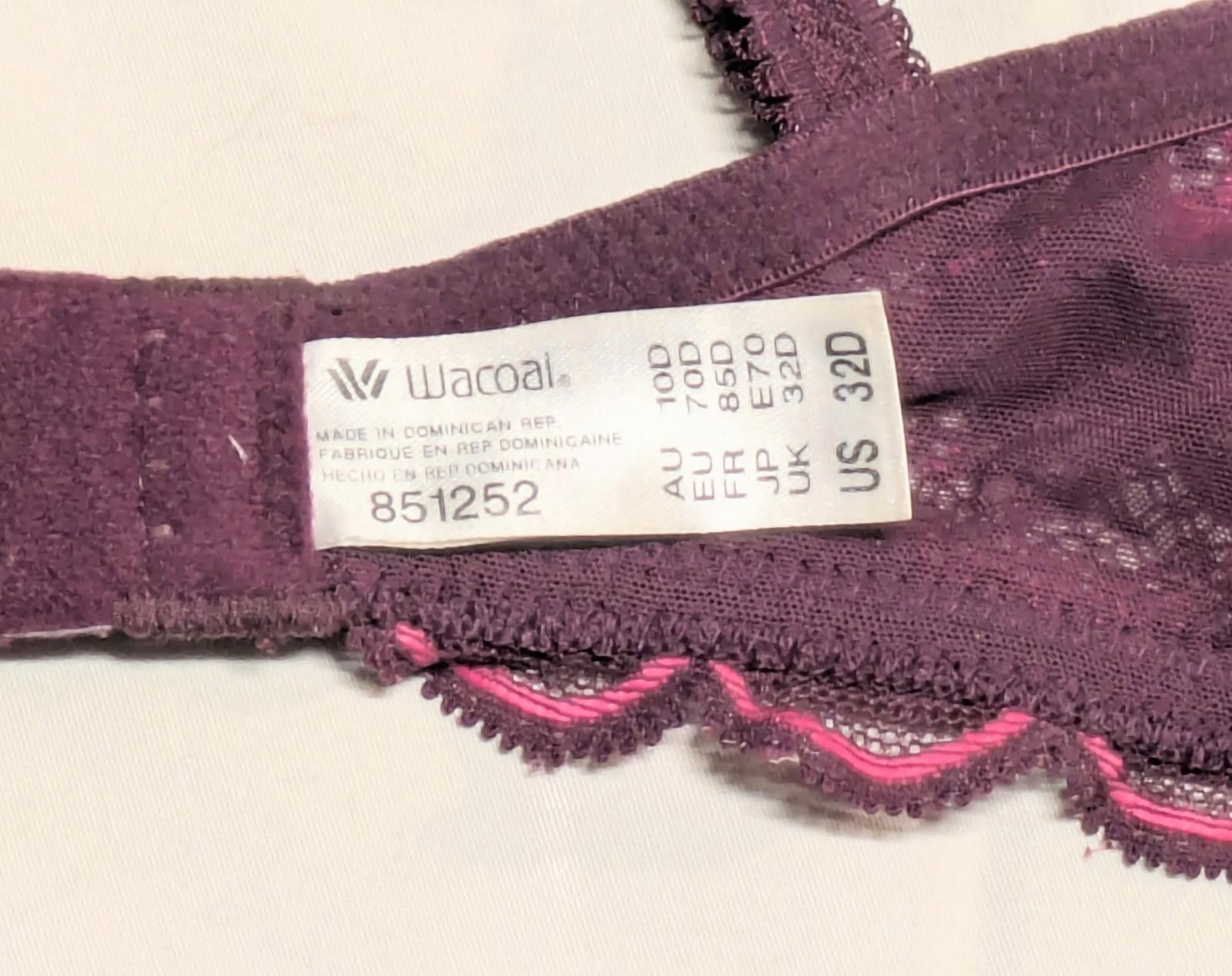 Other Wacoal 32D Unlined Wired Purple Lace Bra EUC Size ONE SIZE - 3 Thumbnail