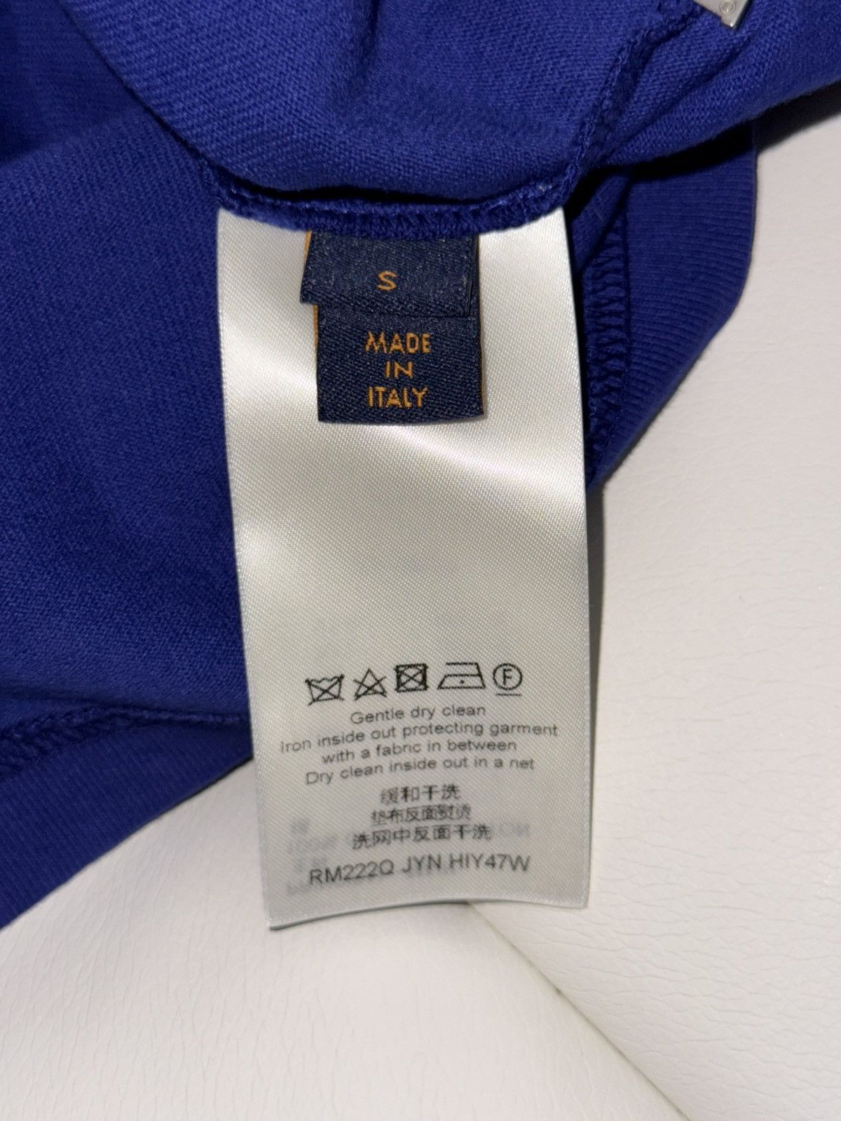 Louis Vuitton Louis Vuitton inside out t shirt Size US S / EU 44-46 / 1 - 7 Thumbnail