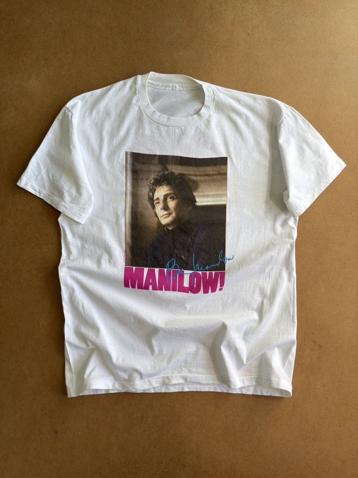 Band Tees Vintage 1993 Barry Manilow Hits Tour Promo Single Stitch Tee Size US XL / EU 56 / 4 - 1 Thumbnail