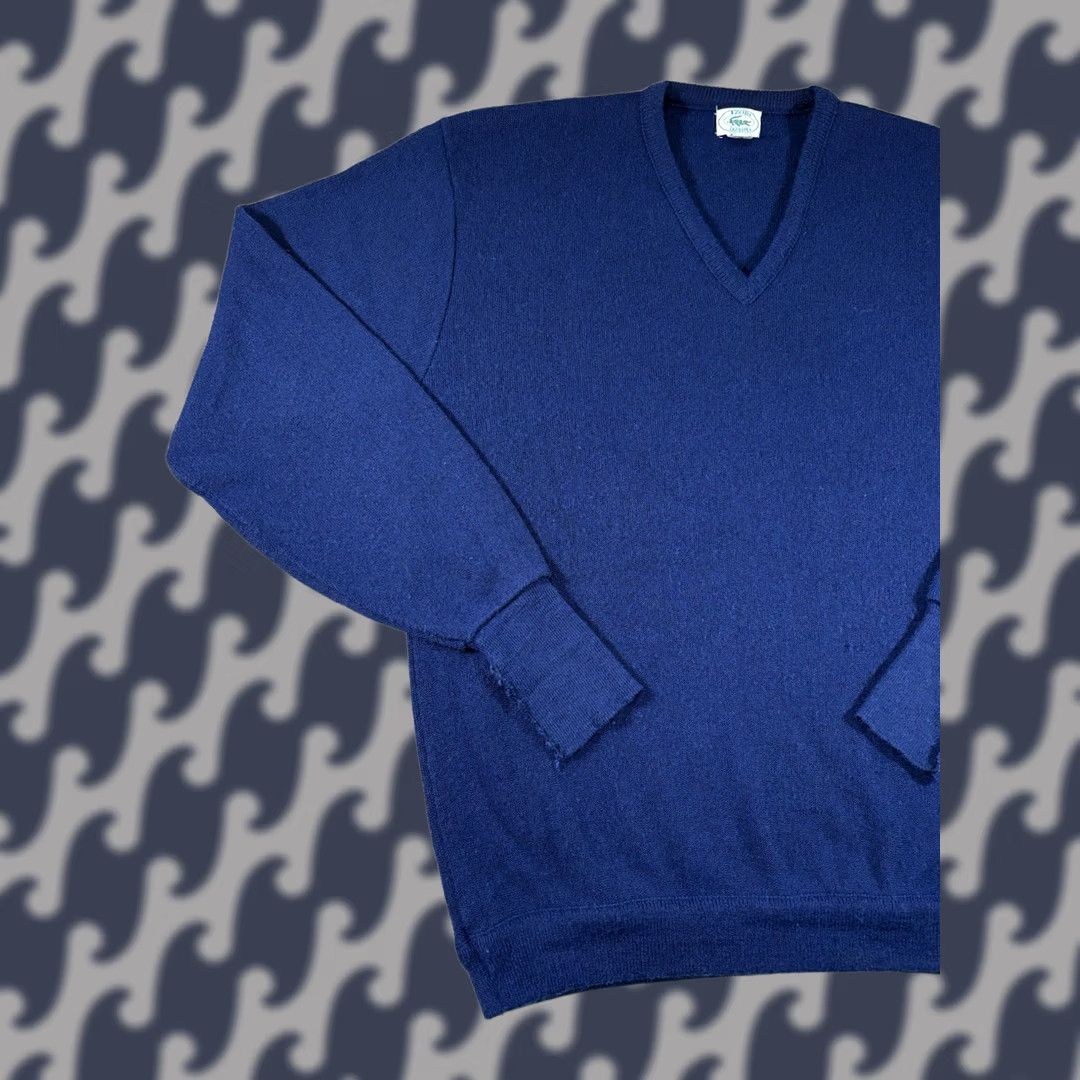 Izod VINTAGE Izod Lacoste Sweater Blue V-Neck Pullover Tall XL TLT Men’s Pullover Casual Business Size US XL / EU 56 / 4 - 1 Thumbnail