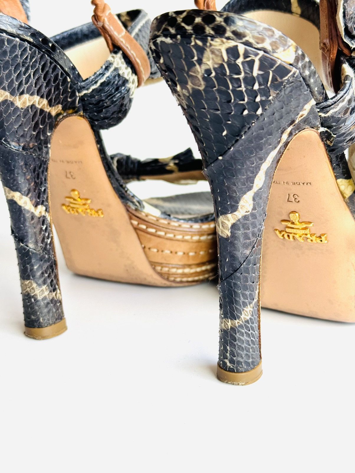 Prada Prada S/S 2009 Iconic python platform sandals 37 Size US 7 / IT 37 - 2 Thumbnail