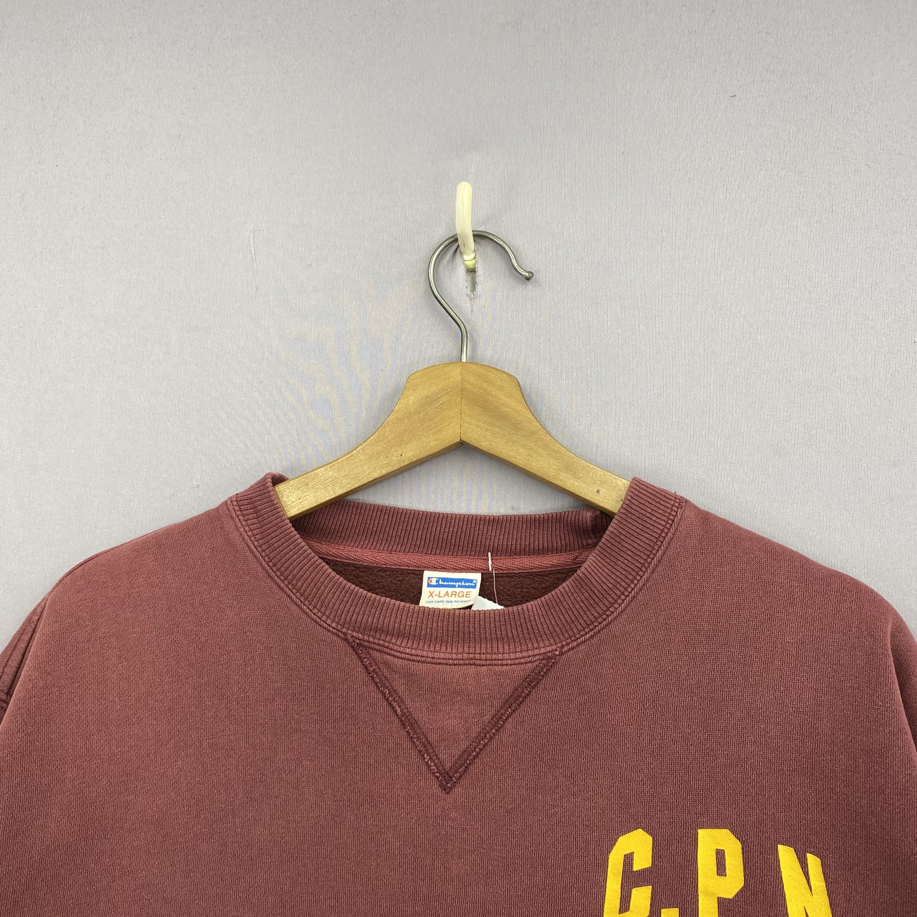 Champion Vintage Champion Sweater CPN 19 Sweatshirt Pullover Size US L / EU 52-54 / 3 - 3 Thumbnail
