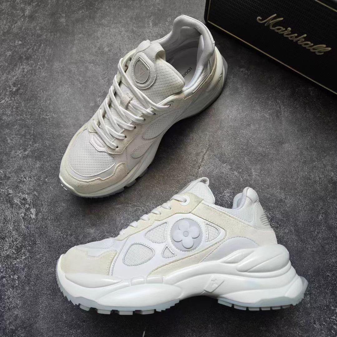 Louis Vuitton LV RUN55 white running shoe 38 Size US 7 / IT 37 - 4 Thumbnail