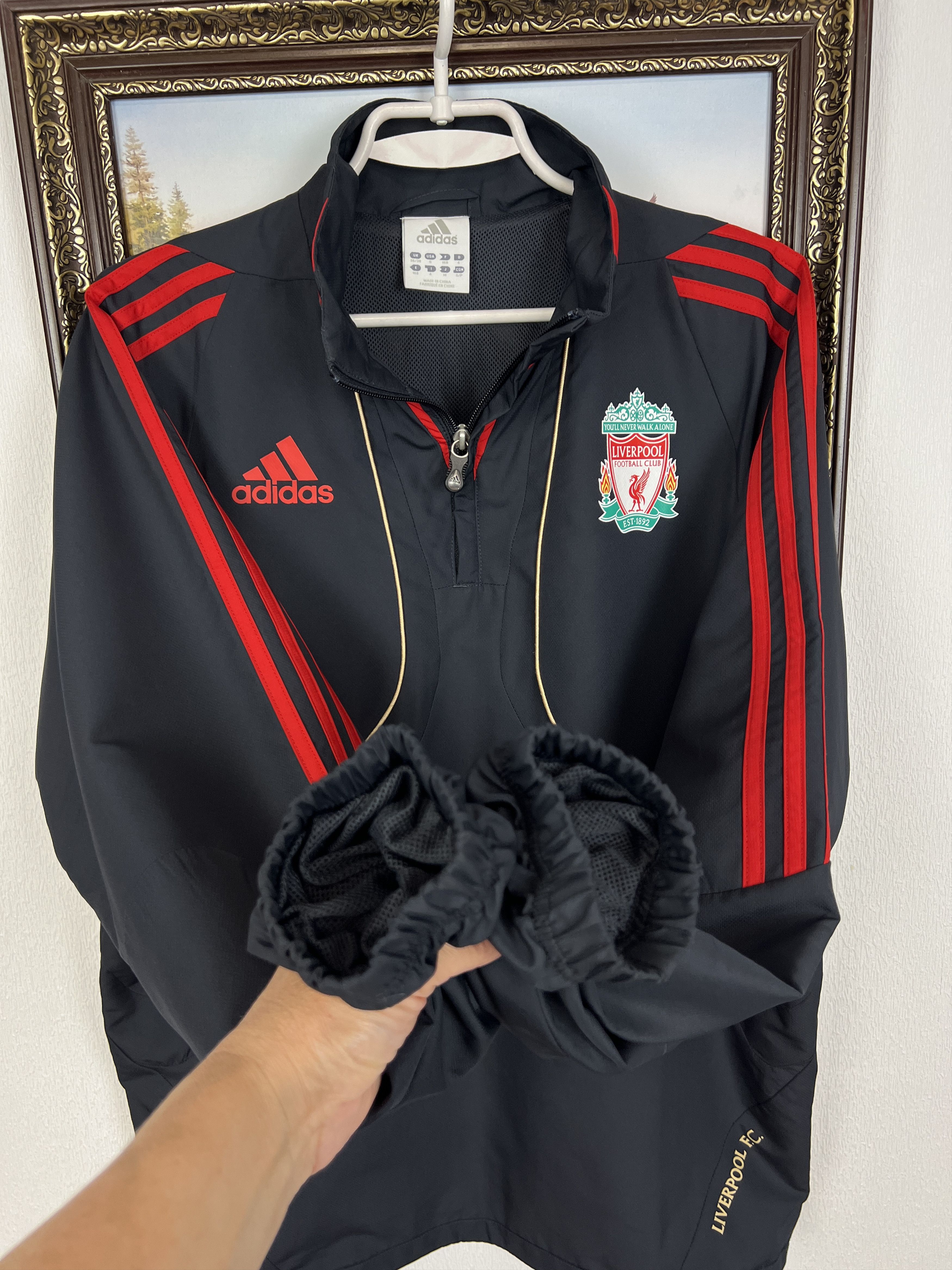 Adidas Vintage Adidas Liverpool Football Jacket Soccer YNWA Size US L / EU 52-54 / 3 - 7 Thumbnail