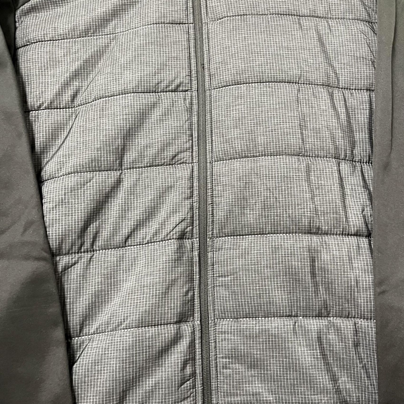 PGA Tour PGA TOUR Jacket Mens L Gray Quilted Full Zip Insulated Golf Check SU3152 Size US L / EU 52-54 / 3 - 2 Thumbnail
