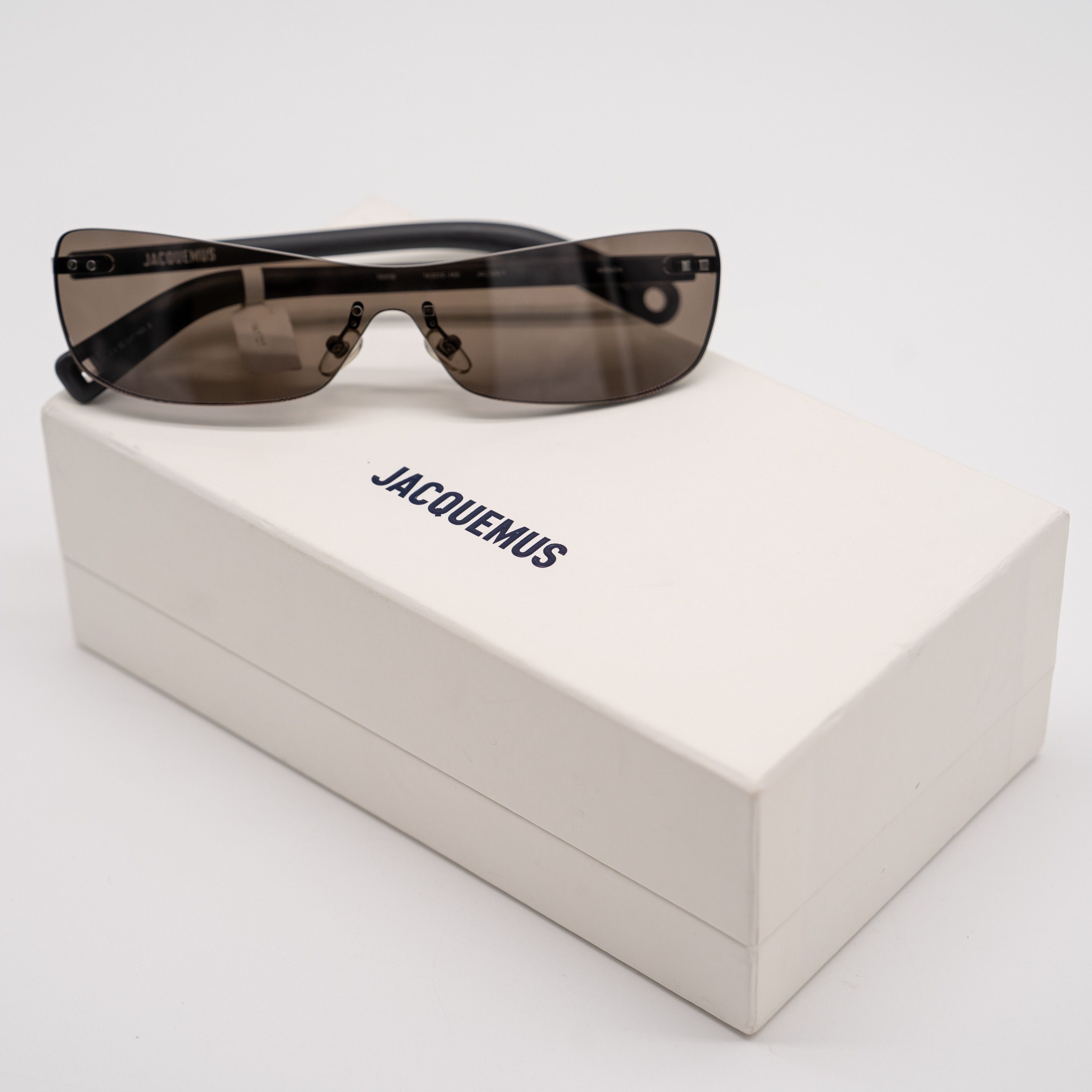 Jacquemus Jacquemus JAC69 MIRADA Sunglasses Grey Size ONE SIZE - 1 Thumbnail