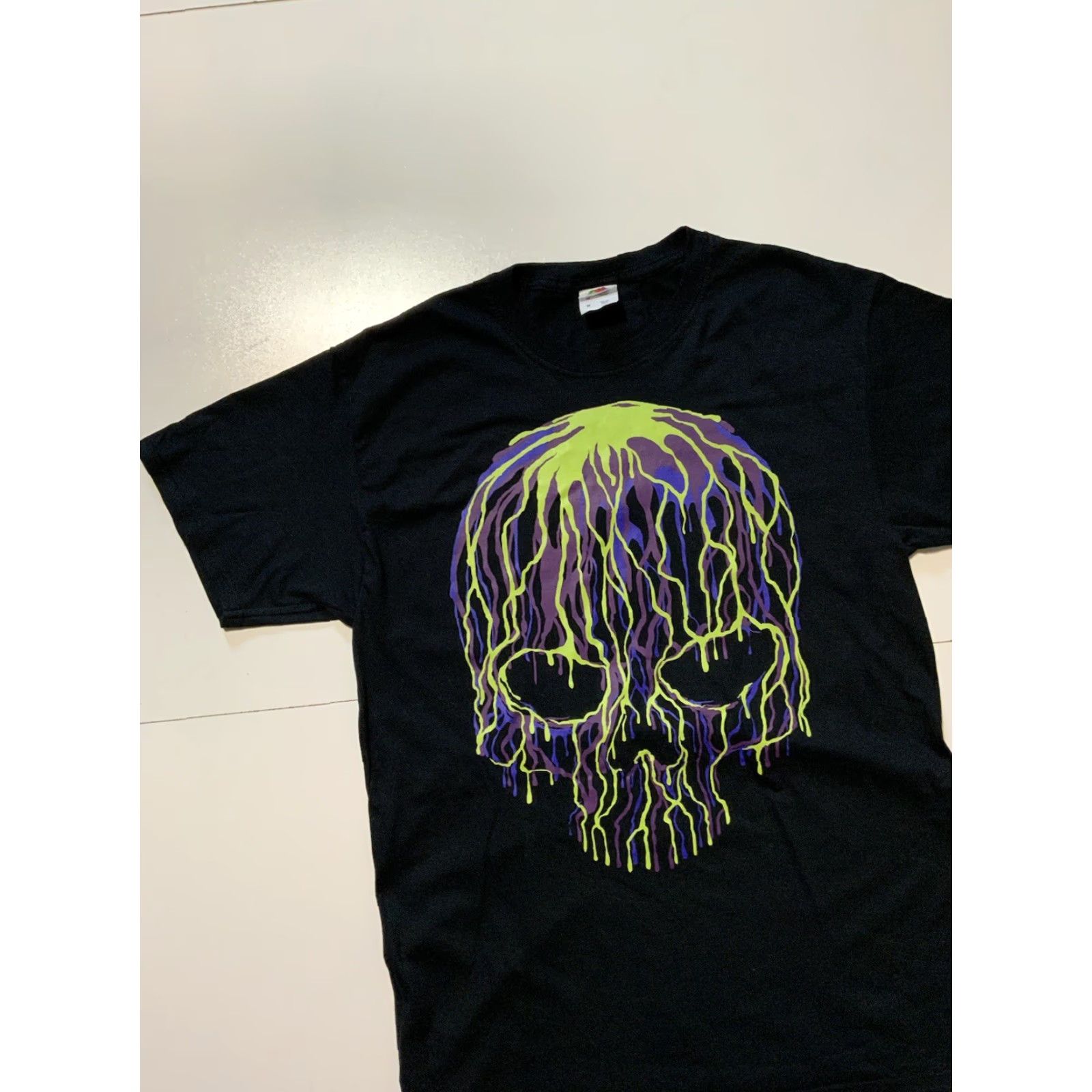 Fruit Of The Loom Fruit Of The Loom Skull Horror Multicolor Drip Graphic Black S/S T-Shirt M Men Regular Size M Skull Mens Black T-Shirt Size US M / EU 48-50 / 2 - 3 Thumbnail