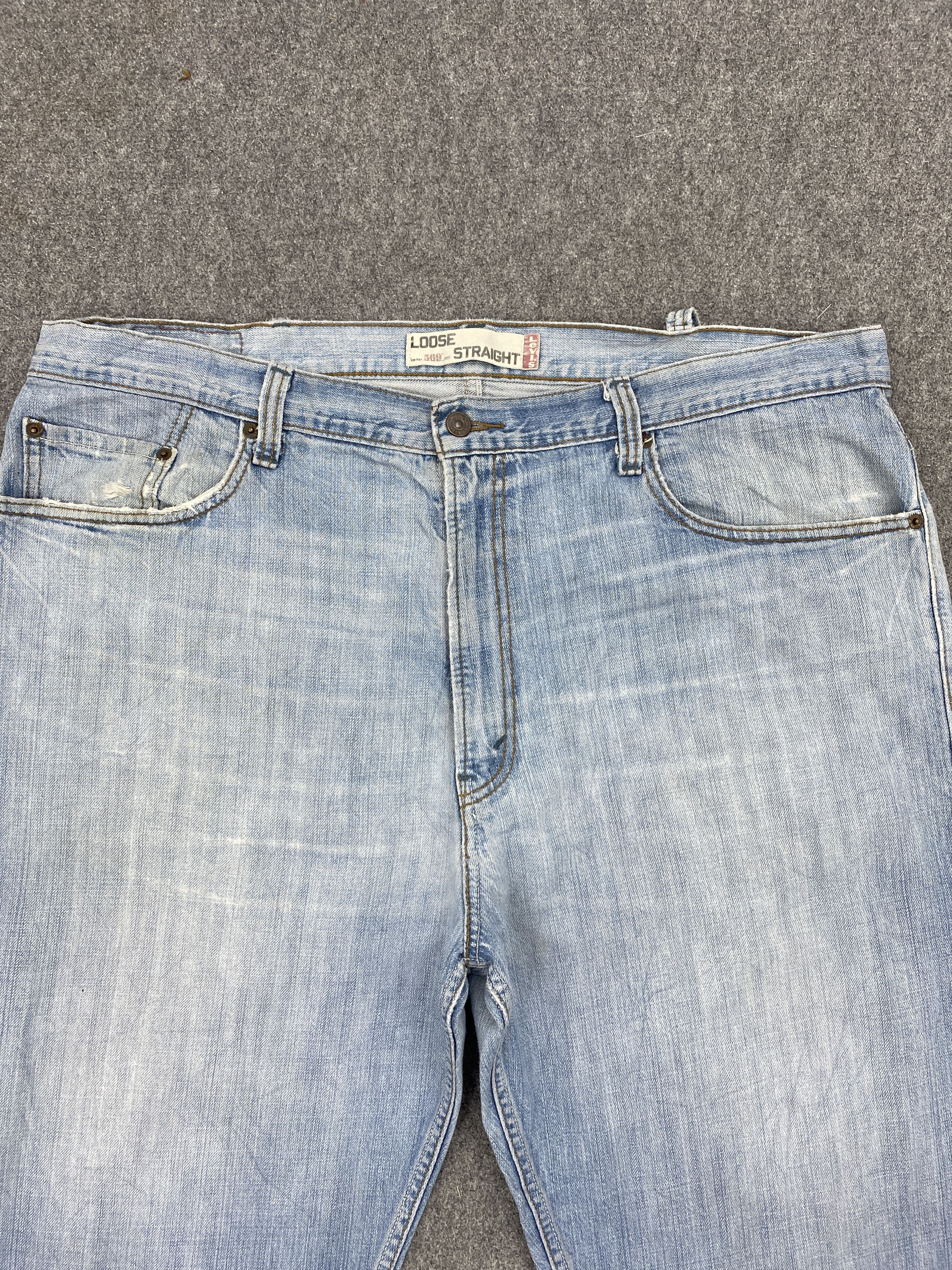 Levi's Vintage Levi's 569 Light Washed Jeans DP2684 Size US 43 - 2 Thumbnail