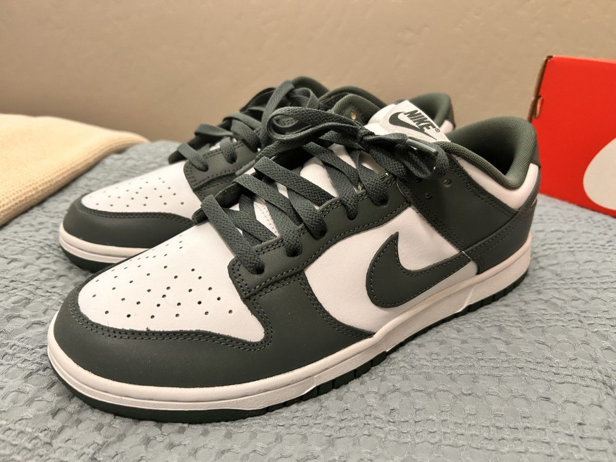 Nike Brand new Nike dunks Size US 11 / EU 44 - 3 Thumbnail