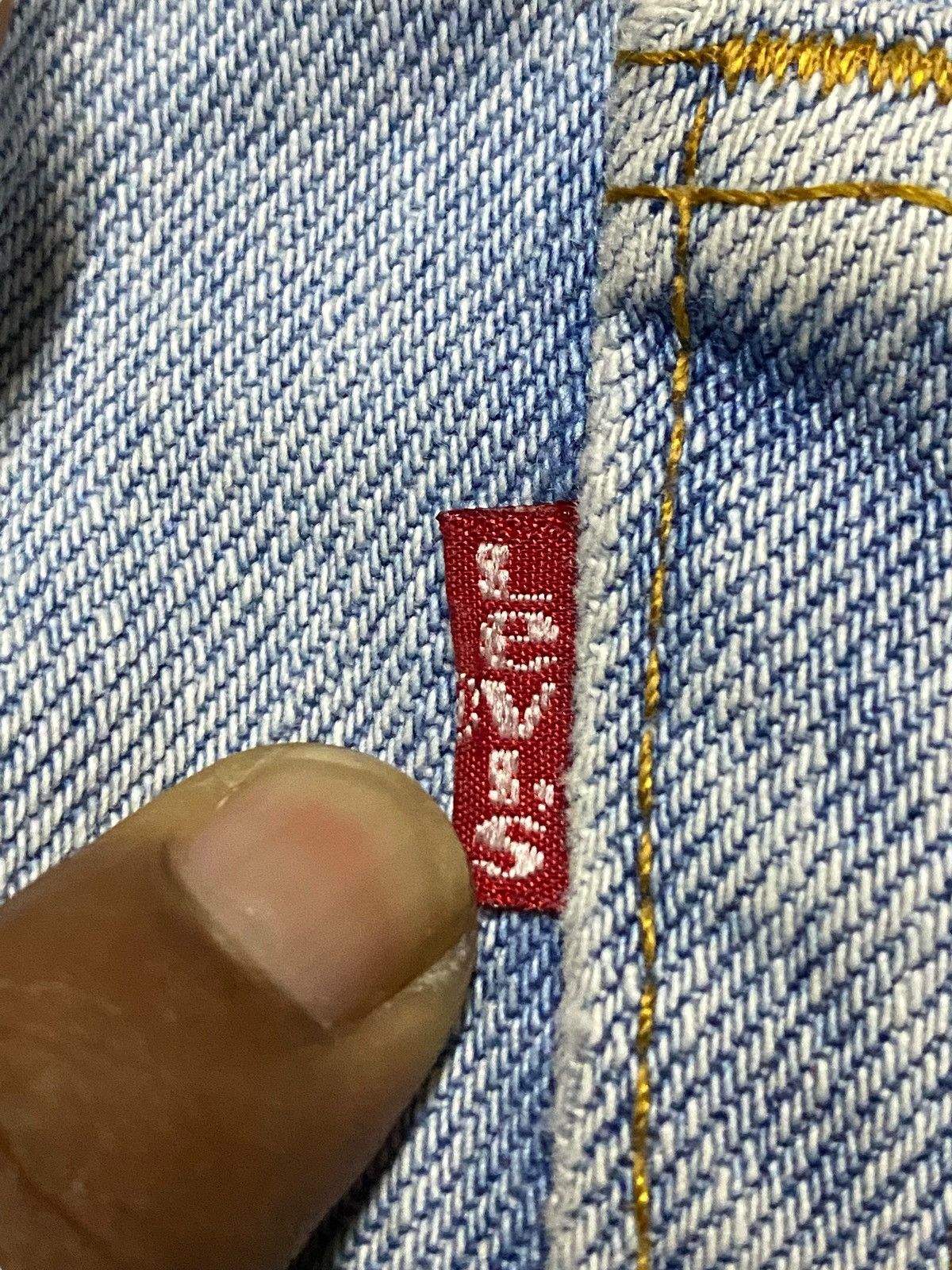 Levi's Vintage Clothing Vintage Levis 501 80s Grunge Distressed Loose Jeans Size US 29 - 12 Thumbnail