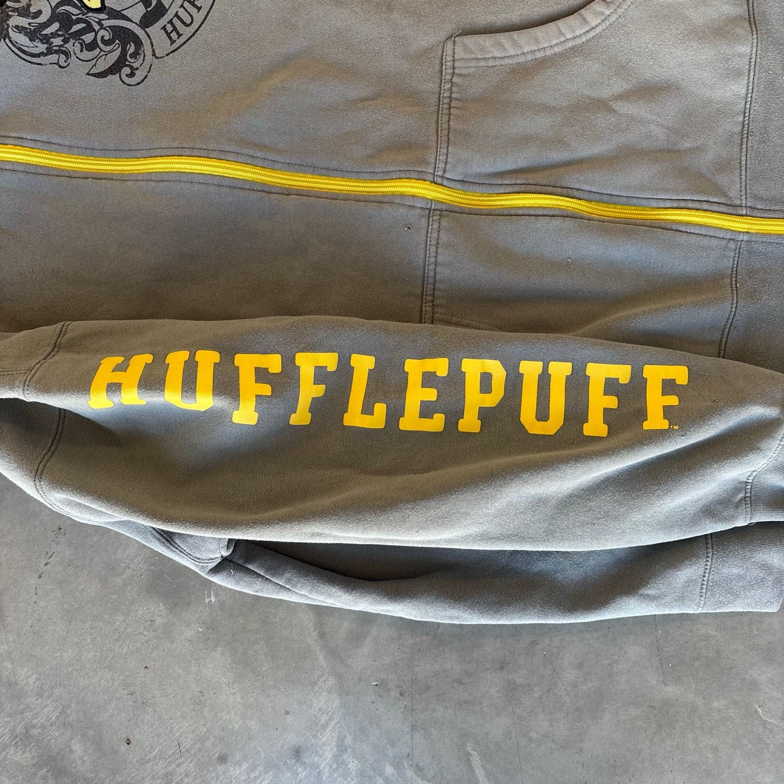 Vintage y2k harry potter hufflepuff grunge zip up jacket Size US XXL / EU 58 / 5 - 3 Thumbnail