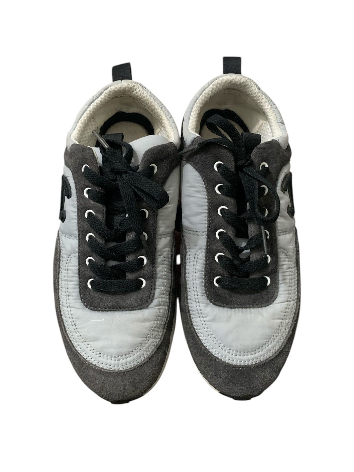 Chanel 🔥HEARING OFFER🔥Chanel CC Runner Suede Size US 6 / IT 36 - 3 Thumbnail
