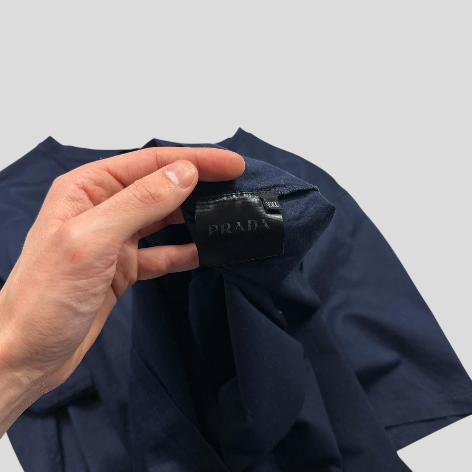 Prada Prada 2016 Navy Blue Soft Cotton Pocket Logo T-shirt - L/XL Size US XL / EU 56 / 4 - 5 Thumbnail