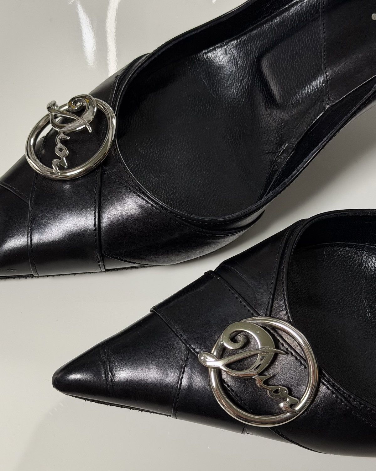 Dior CHRISTIAN DIOR Vintage Logo Plate Leather Pointed Pumps Size US 7 / IT 37 - 5 Thumbnail