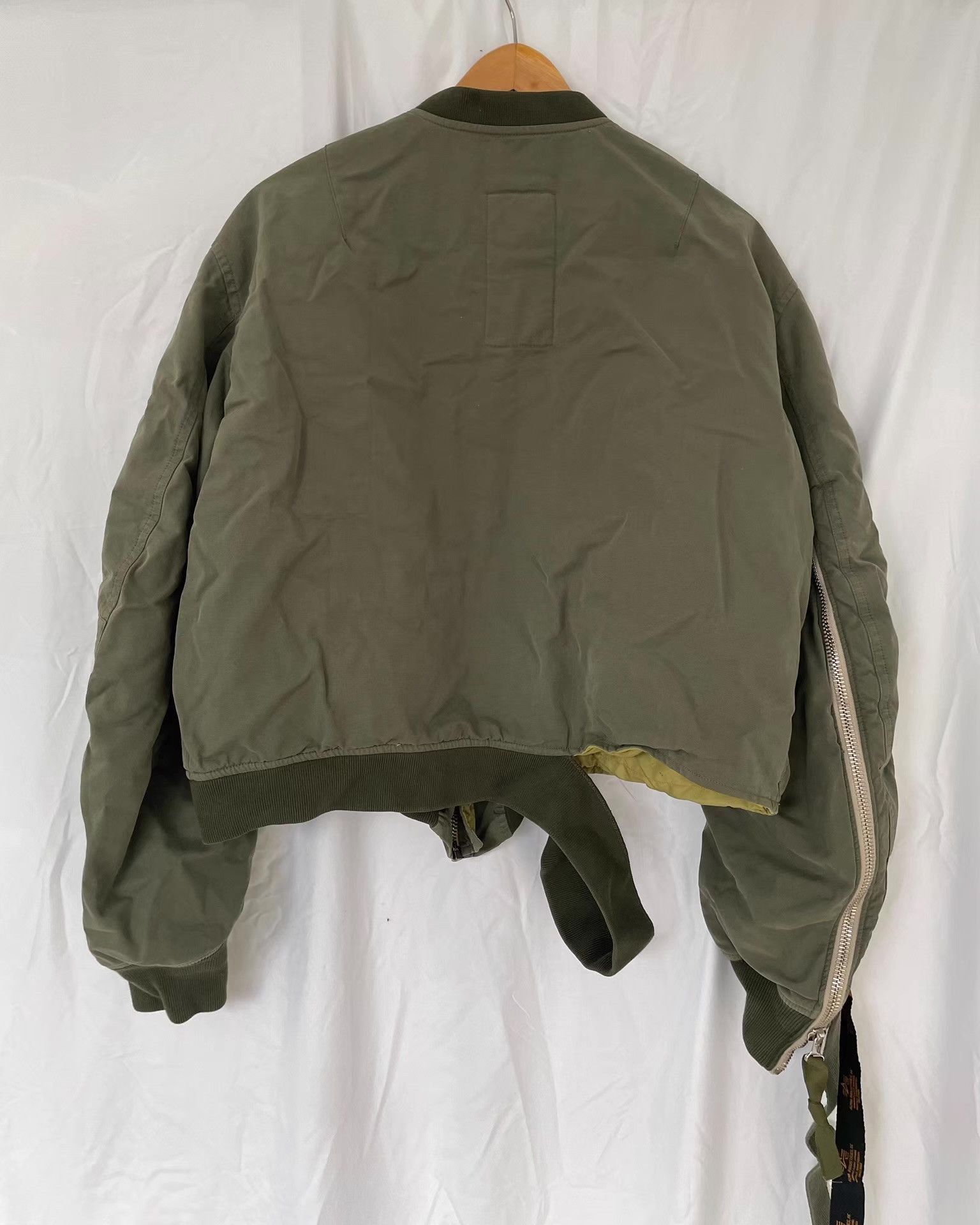 Alpha Industries Green er Jacket Size M Size US M / EU 48-50 / 2 - 7 Thumbnail