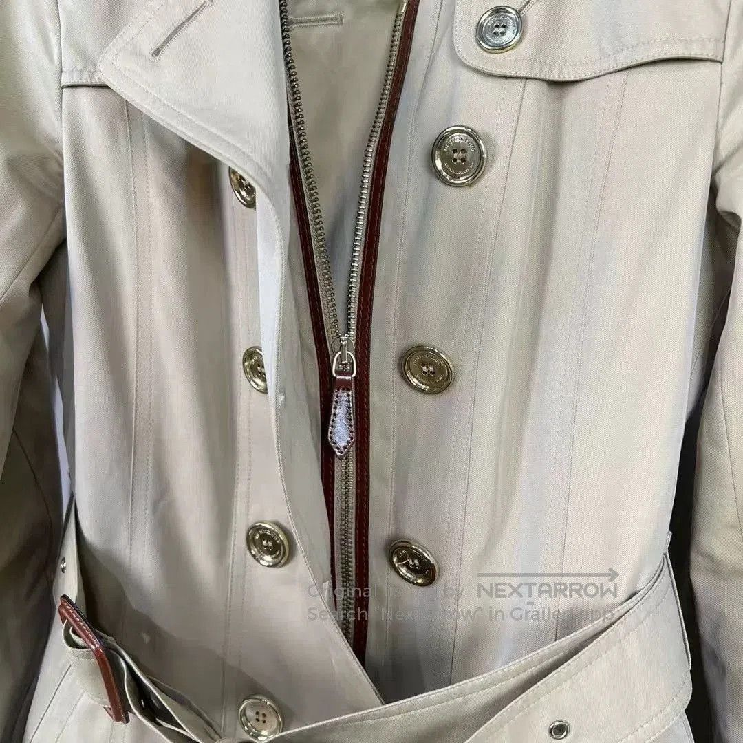 Burberry Burberry Gold Belted Plaid Trench Coat. Size S / US 4 / IT 40 - 5 Thumbnail